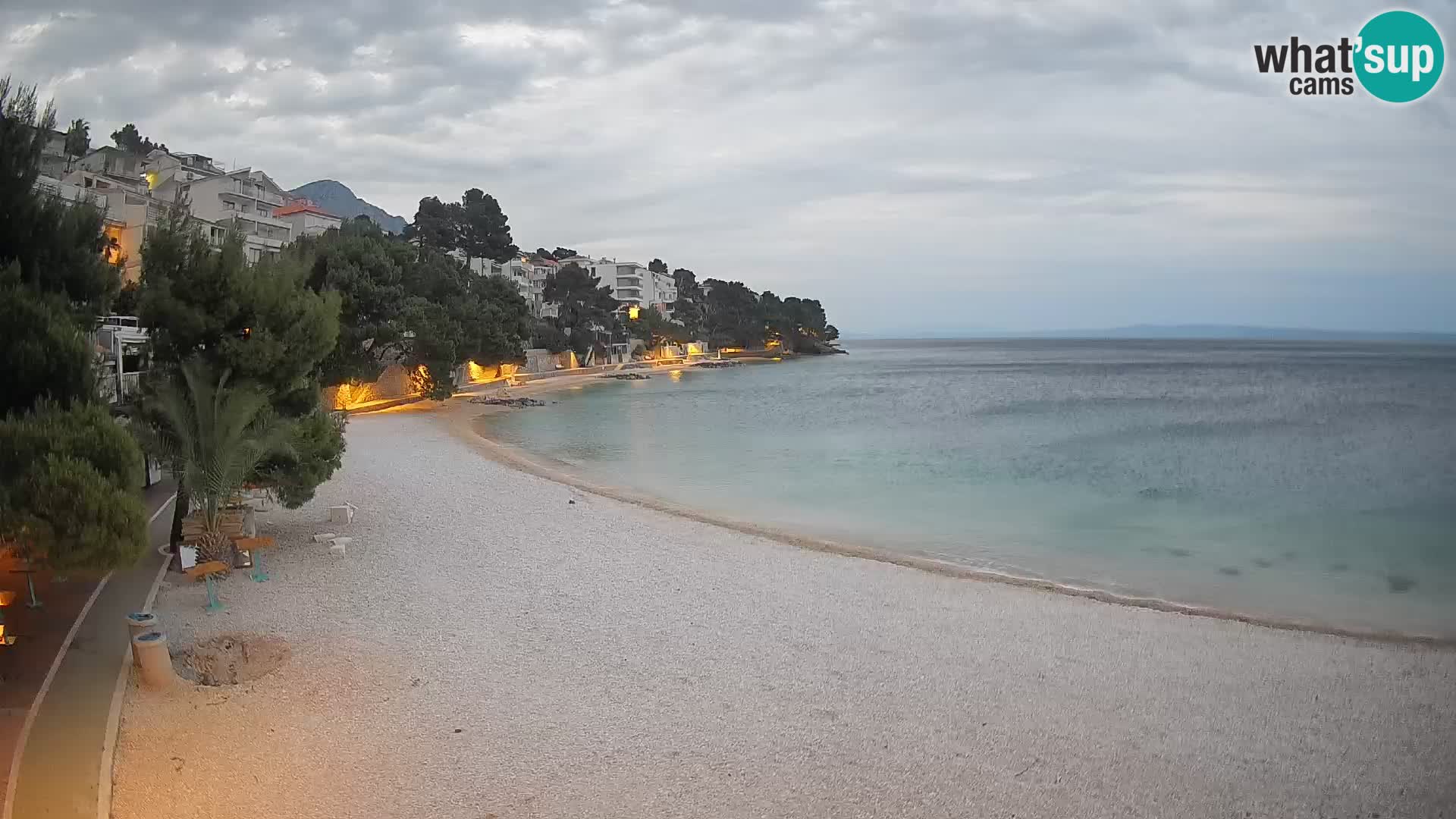 Webcam Lučica Strand Beach Brela – Liveblick von der Adriaküste