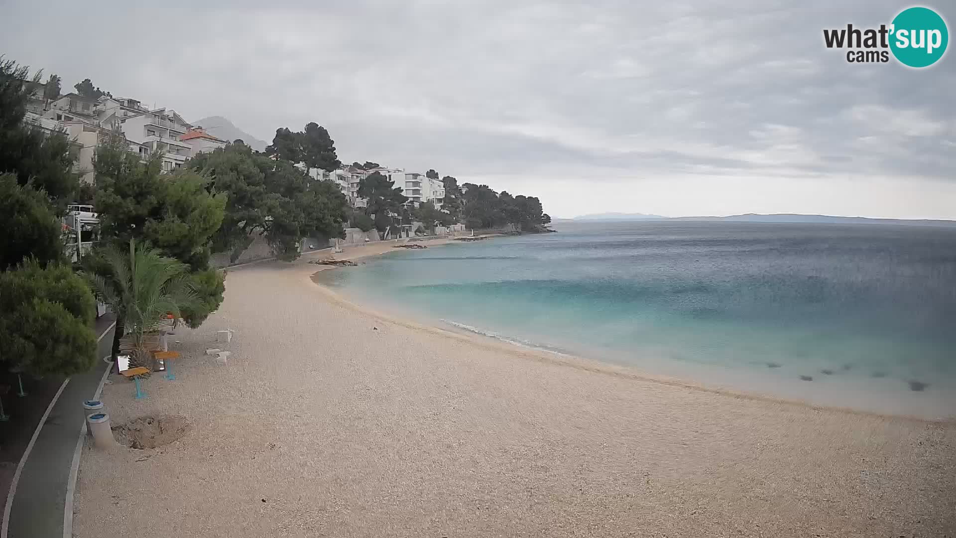 Webcam Lučica Strand Beach Brela – Liveblick von der Adriaküste