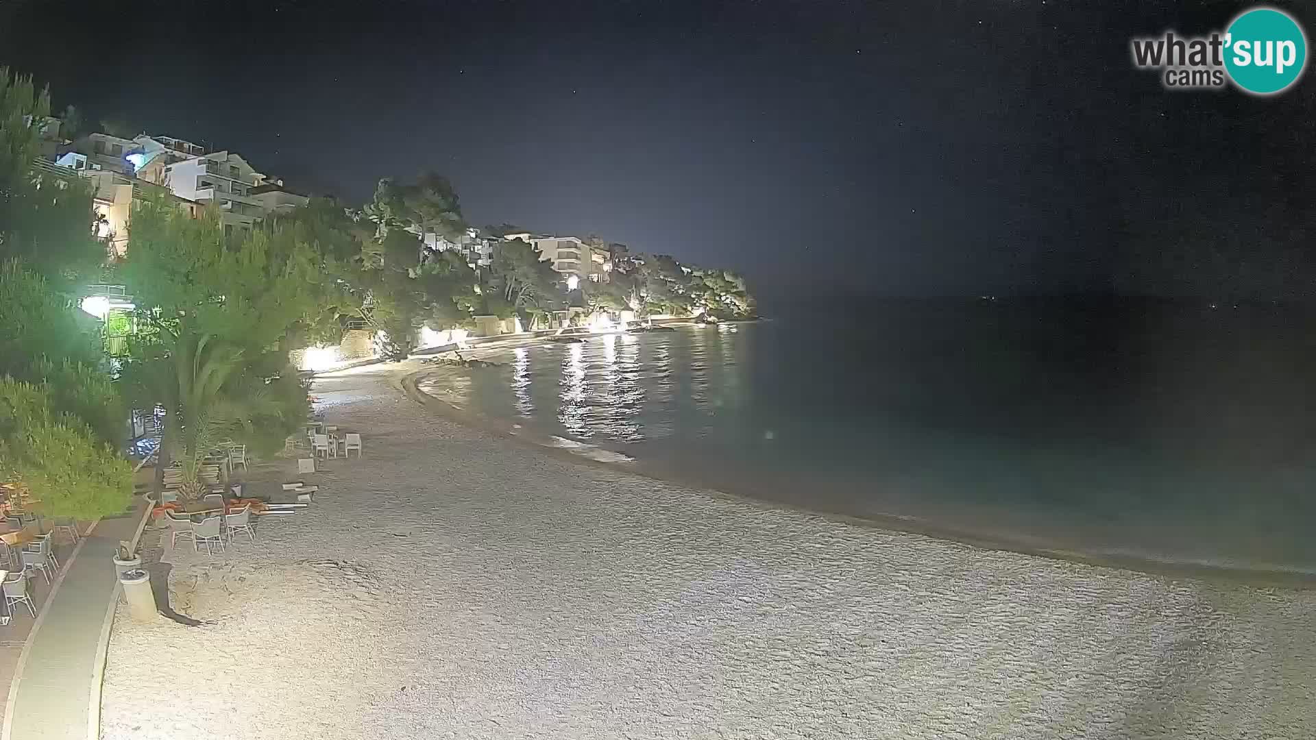 Spletna kamera Plaža Lučica Brela – Pogled v živo na Jadransko obalo