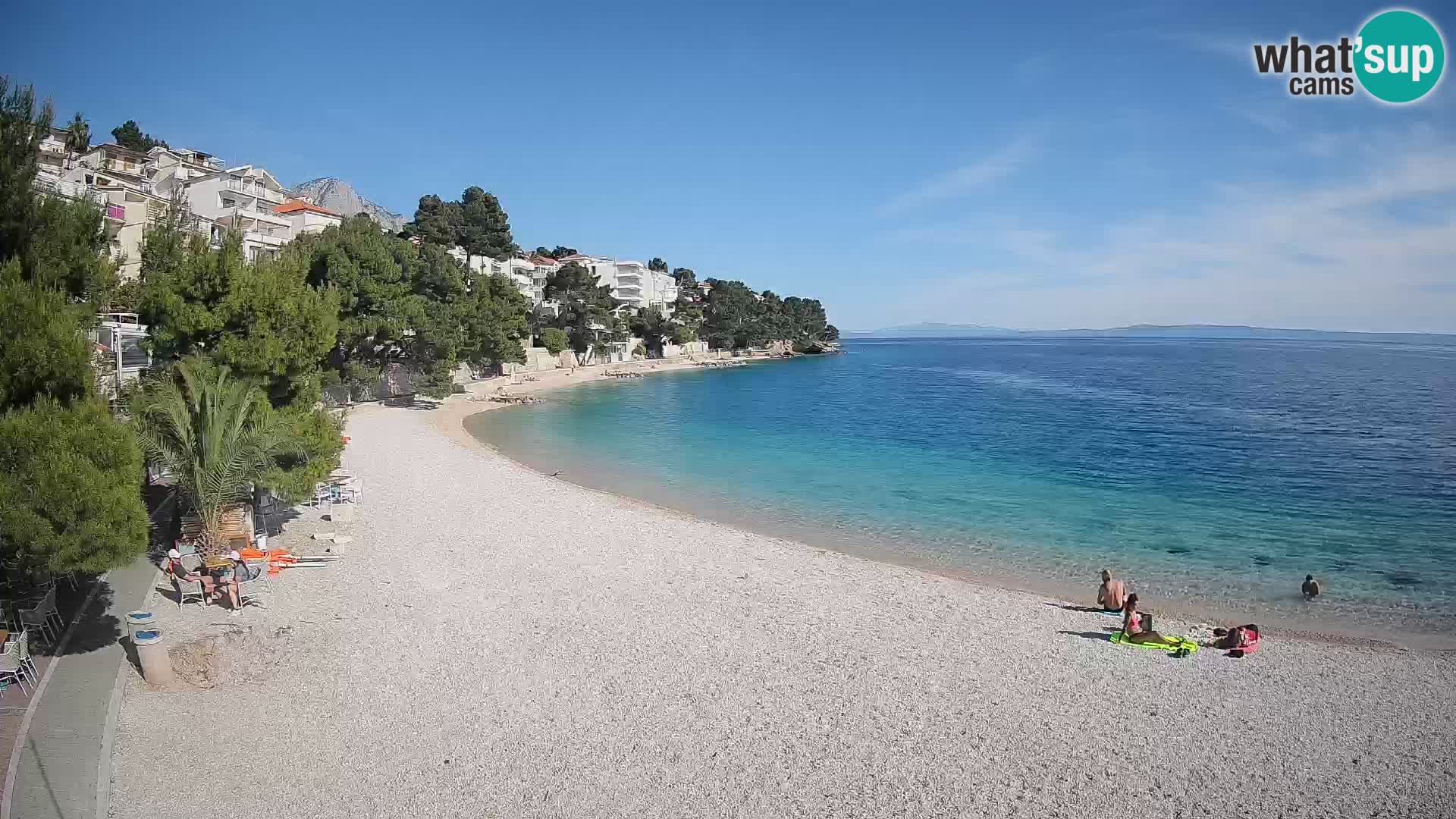 Web kamera Plaža Lučica Brela – Pogled uživo na jadransku obalu