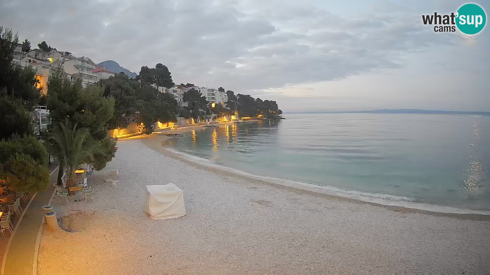 Webcam Lučica Strand Beach Brela – Liveblick von der Adriaküste