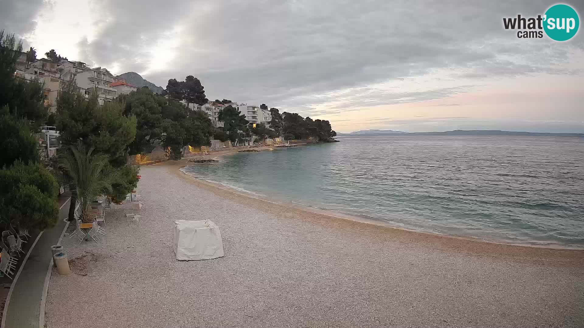 Webcam Lučica Beach Brela – Live View from the Adriatic Coast