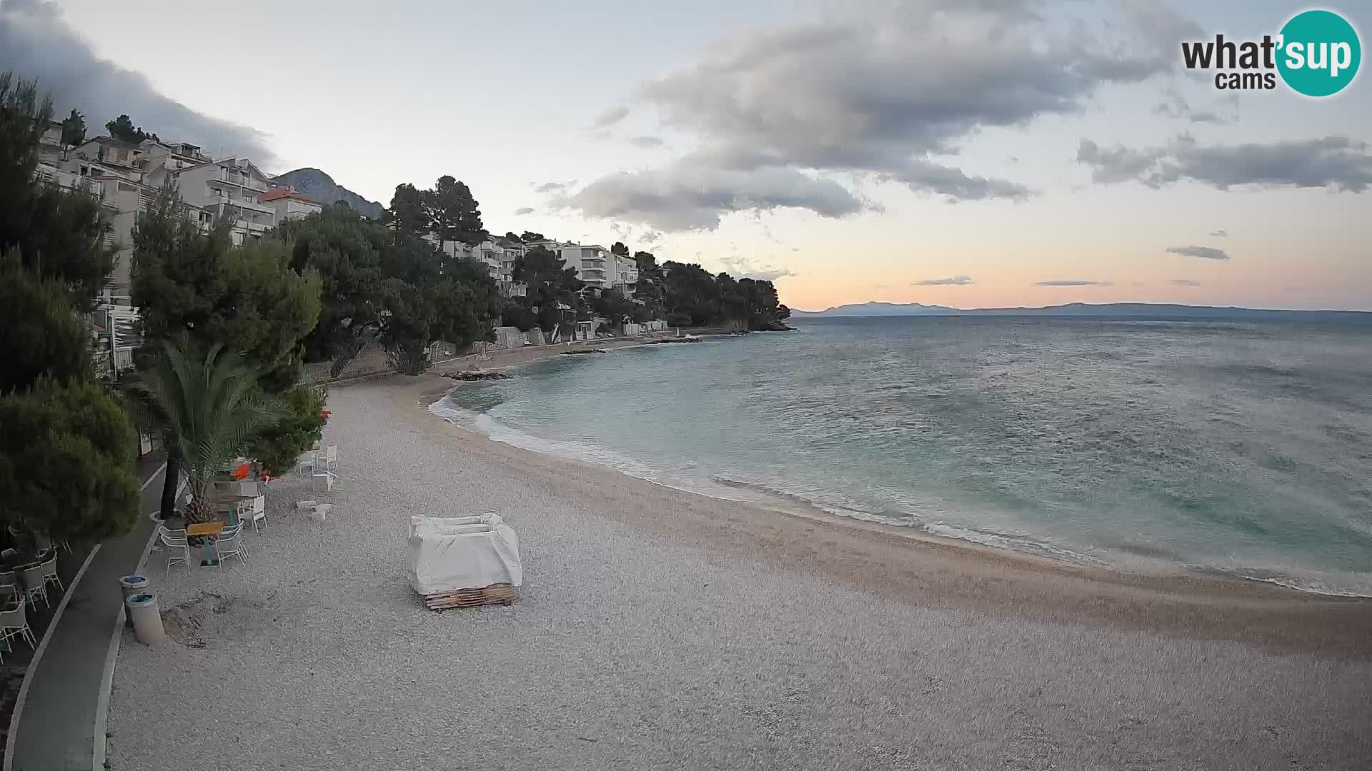 Webcam Plage Lučica Brela – Vue en direct sur la côte adriatique