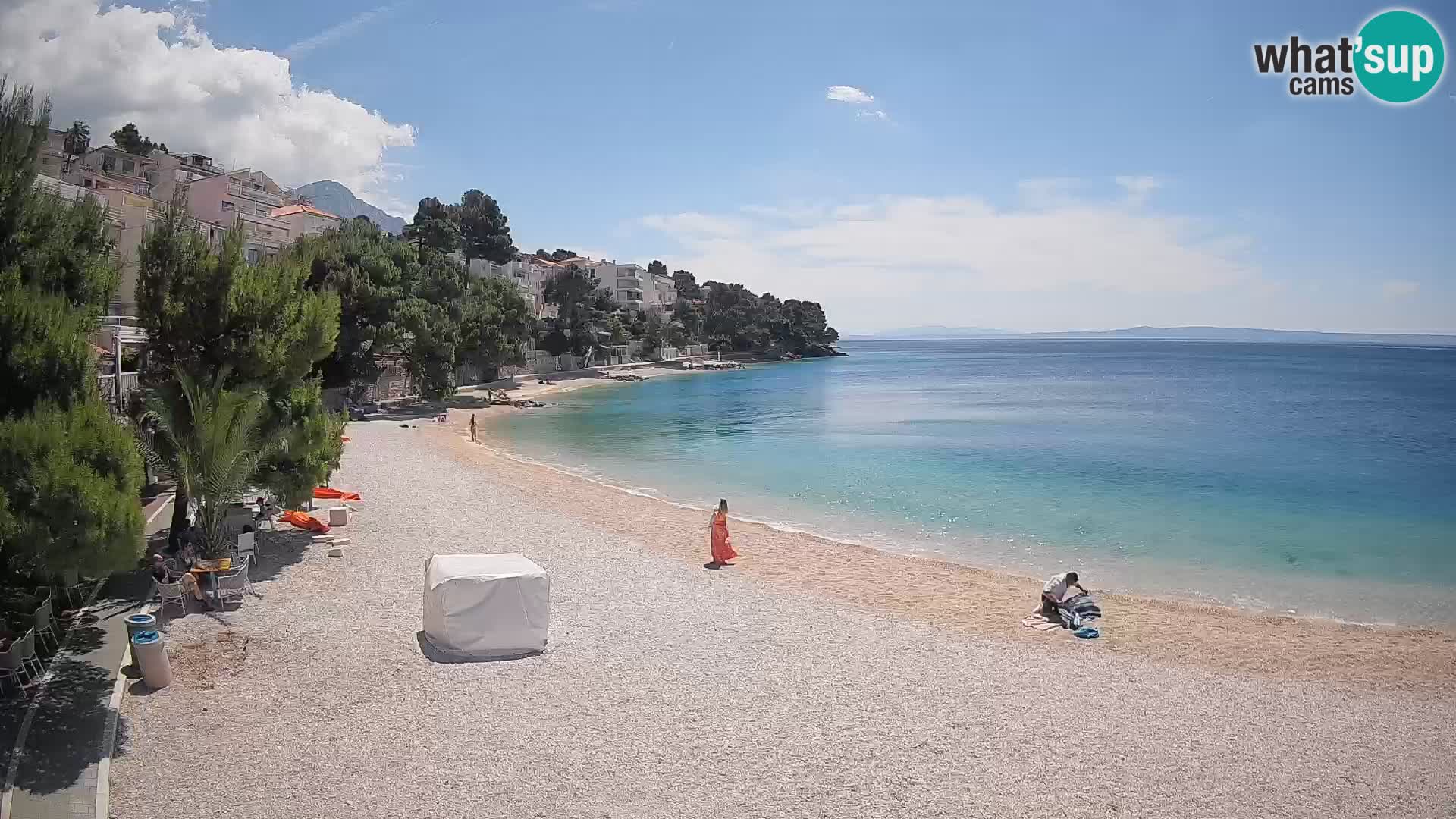Web kamera Plaža Lučica Brela – Pogled uživo na jadransku obalu