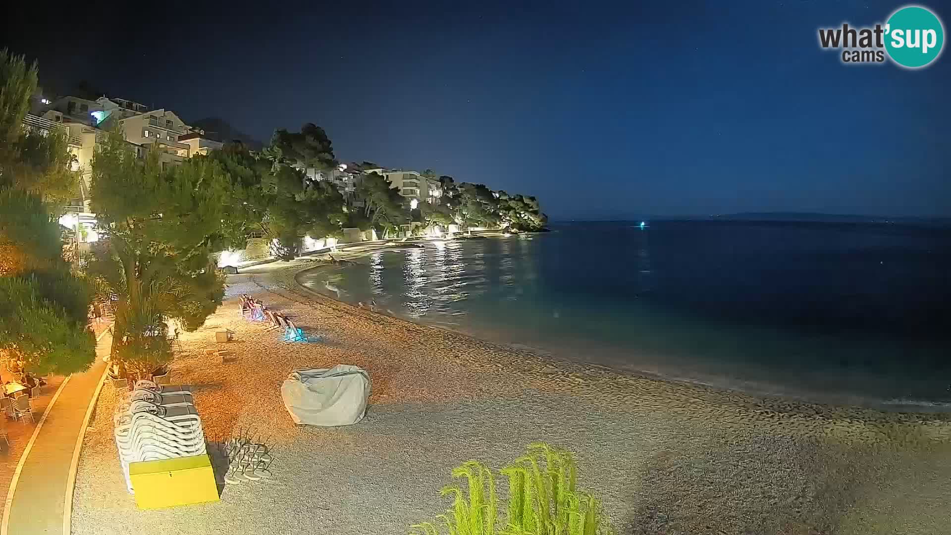 Webcam Spiaggia Lučica Brela – Vista live sulla costa adriatica
