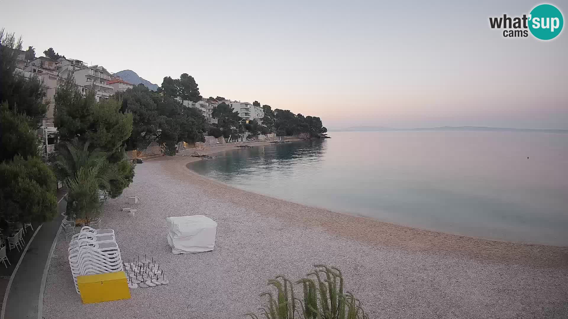 Webcam Lučica Beach Brela – Live View from the Adriatic Coast