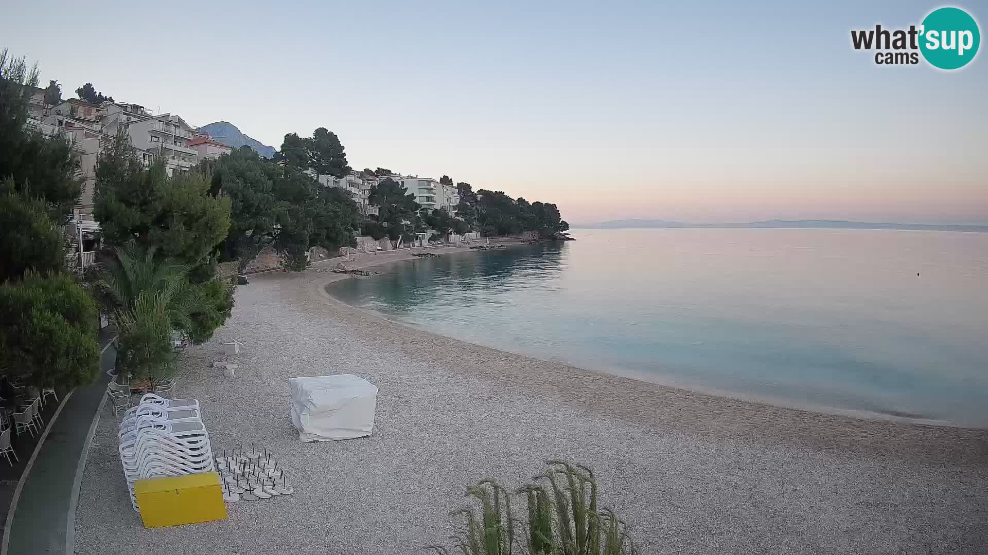 Webcam Lučica Beach Brela – Live View from the Adriatic Coast