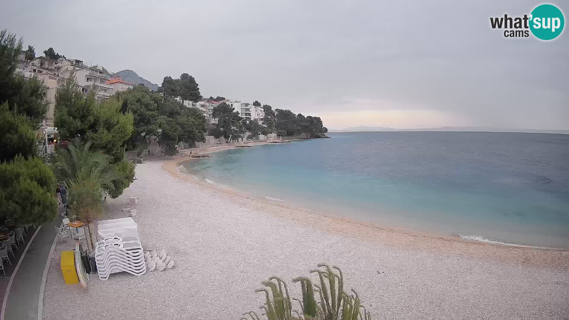 Webcam Lučica Strand Beach Brela – Liveblick von der Adriaküste