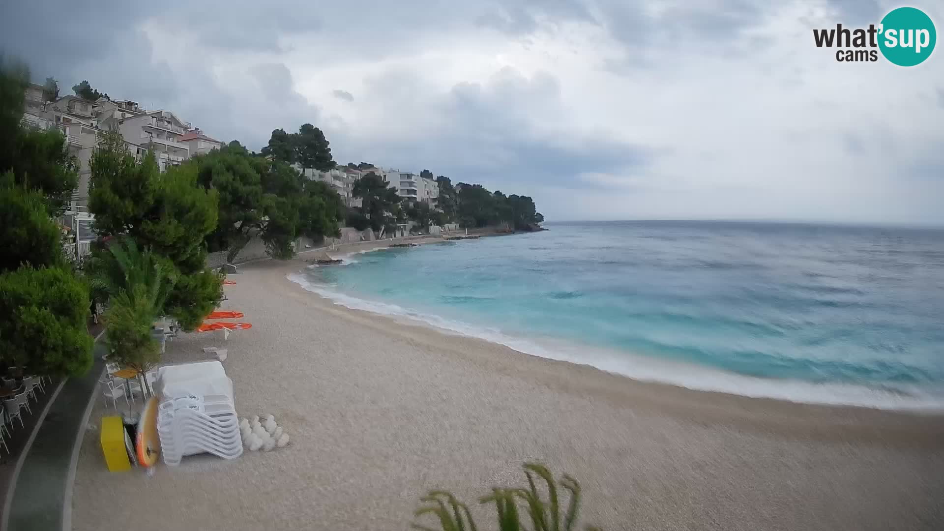 Webcam Spiaggia Lučica Brela – Vista live sulla costa adriatica
