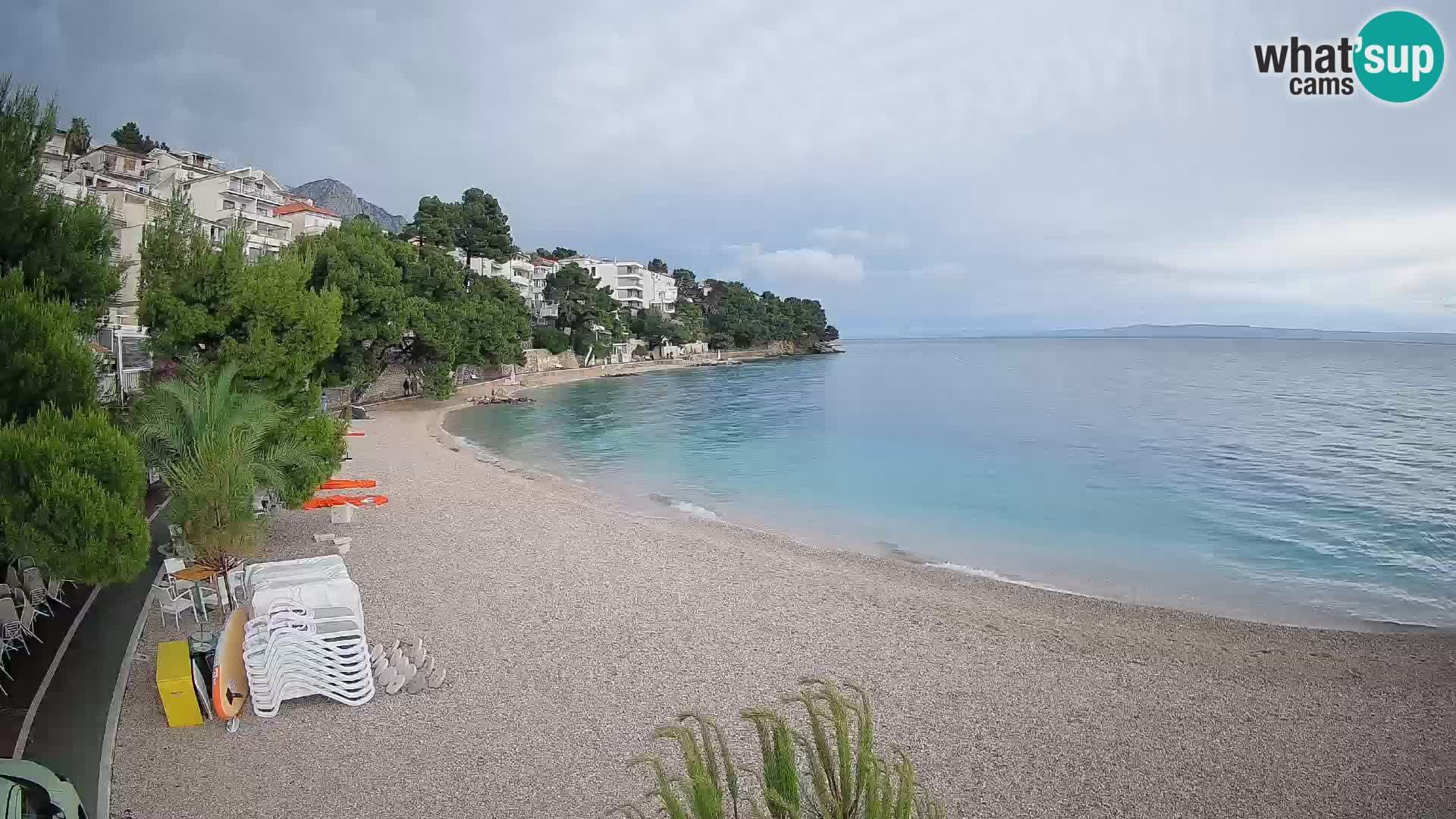 Webcam Lučica Strand Beach Brela – Liveblick von der Adriaküste