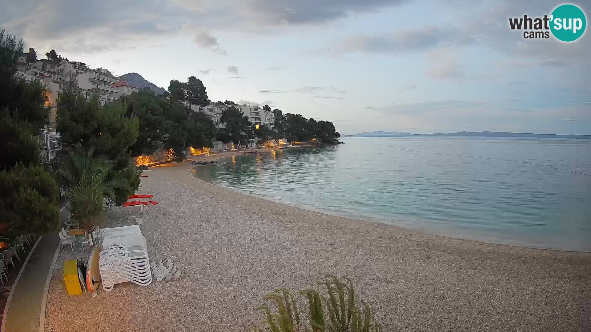 Webcam Playa Lučica Brela – Vista en directo de la costa adriática
