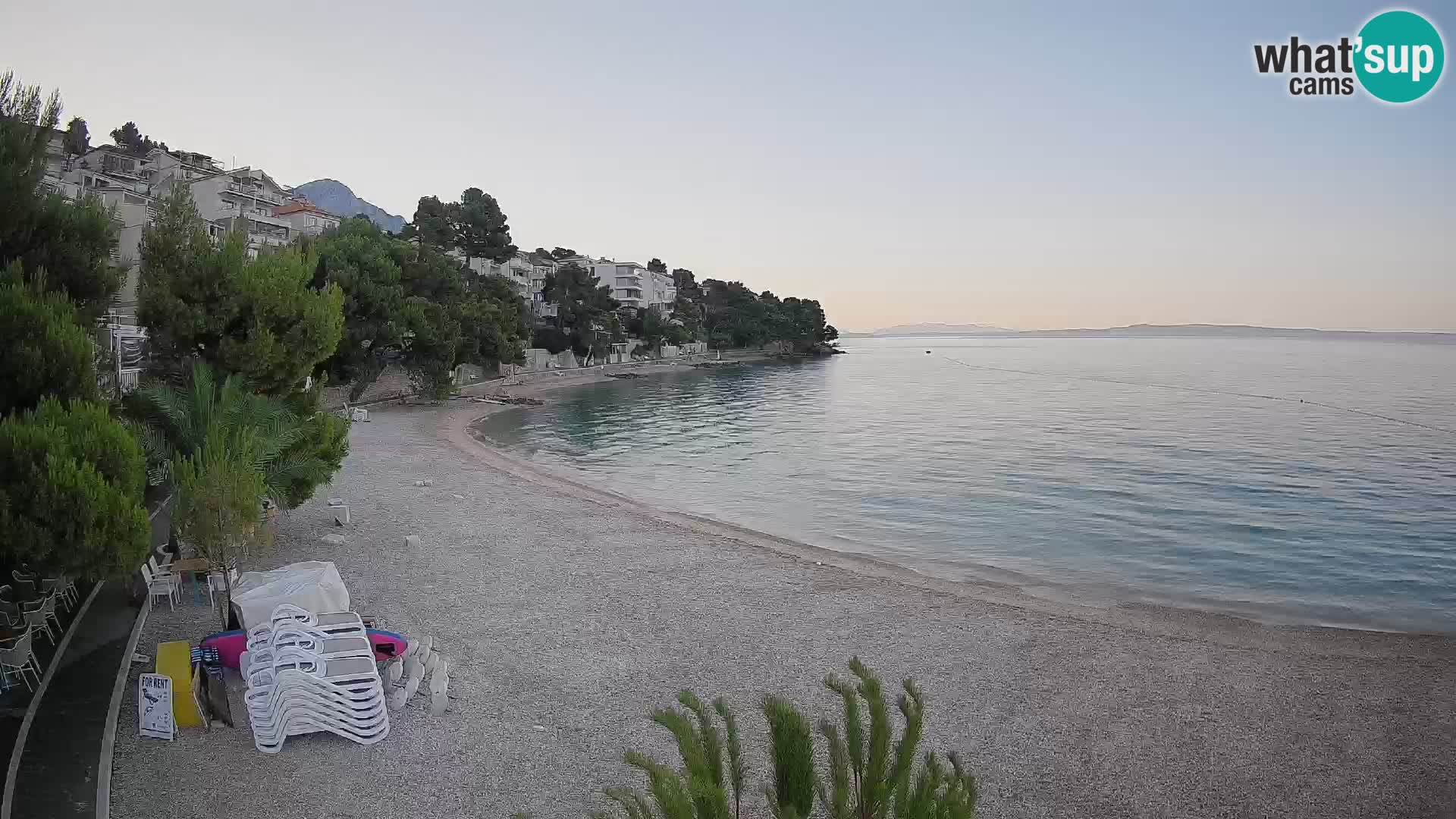 Webcam Lučica Strand Beach Brela – Liveblick von der Adriaküste