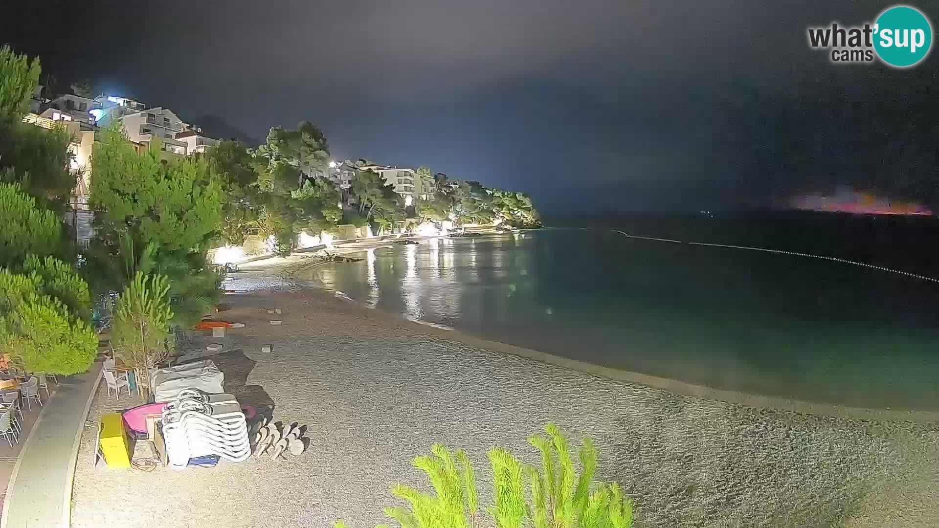 Webcam Lučica Strand Beach Brela – Liveblick von der Adriaküste