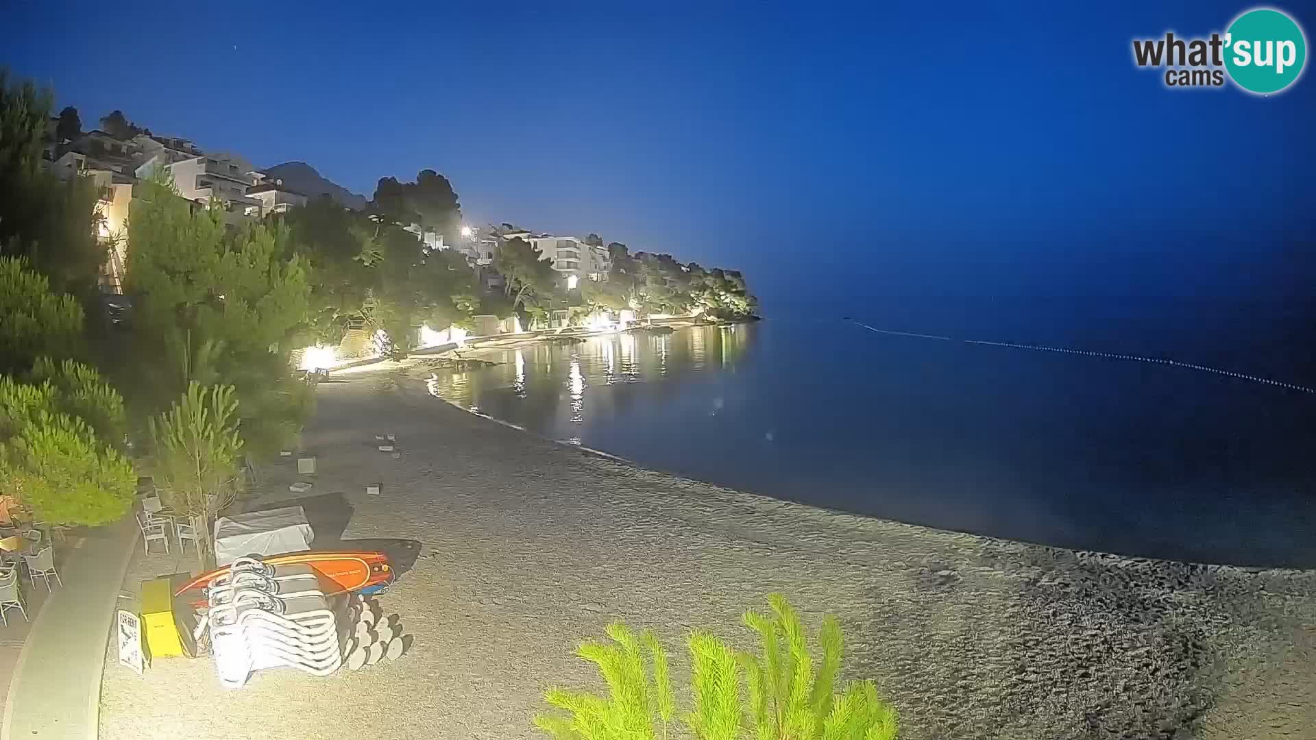 Webcam Lučica Strand Beach Brela – Liveblick von der Adriaküste