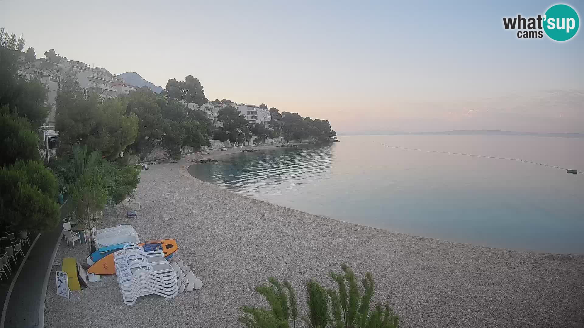 Webcam Spiaggia Lučica Brela – Vista live sulla costa adriatica