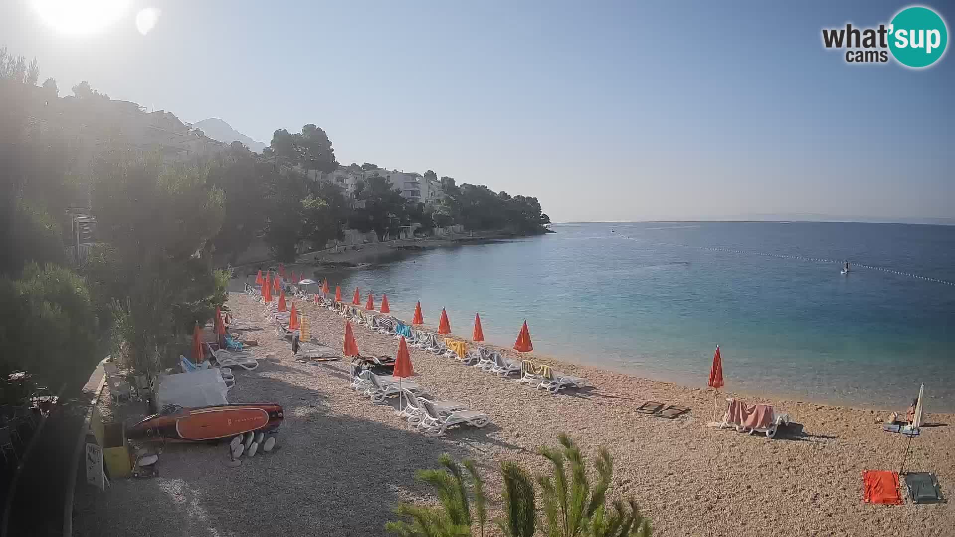 Webcam Lučica Strand Beach Brela – Liveblick von der Adriaküste