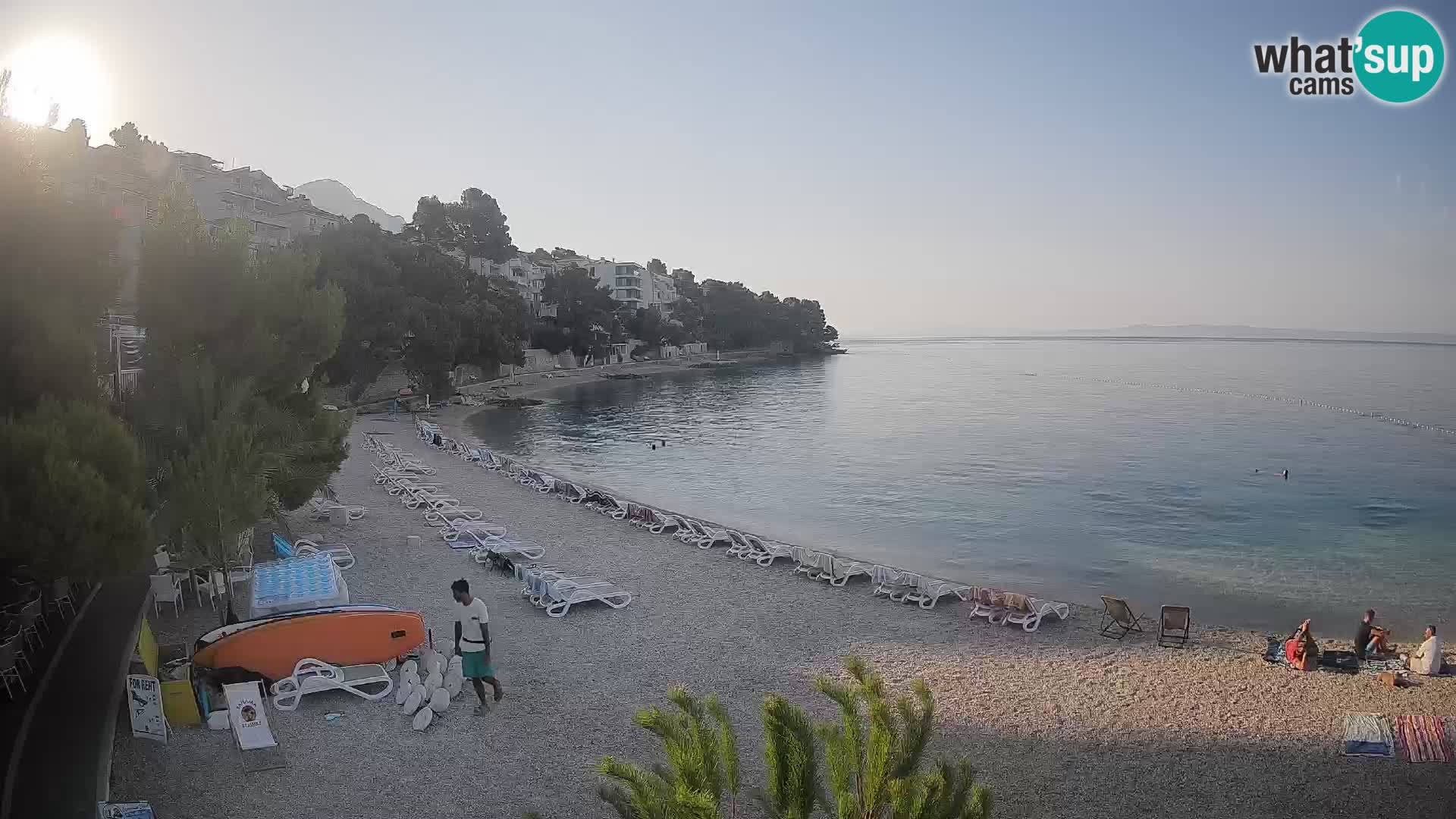 Webcam Lučica Strand Beach Brela – Liveblick von der Adriaküste