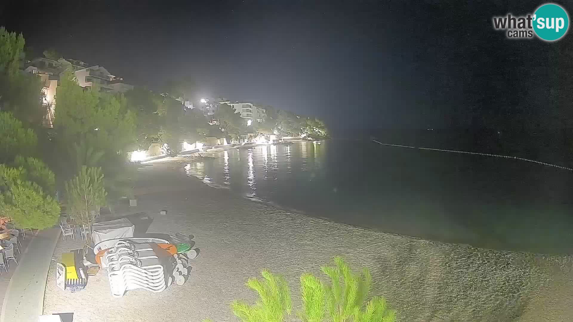 Spletna kamera Plaža Lučica Brela – Pogled v živo na Jadransko obalo