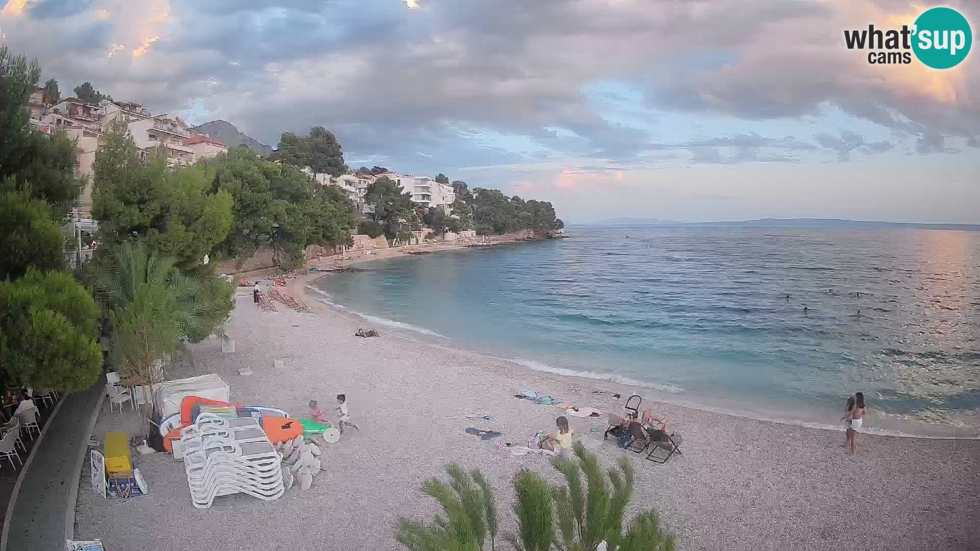 Webcam Lučica Strand Beach Brela – Liveblick von der Adriaküste