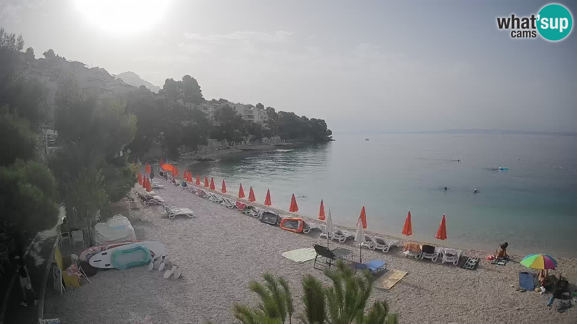 Webcam Playa Lučica Brela – Vista en directo de la costa adriática