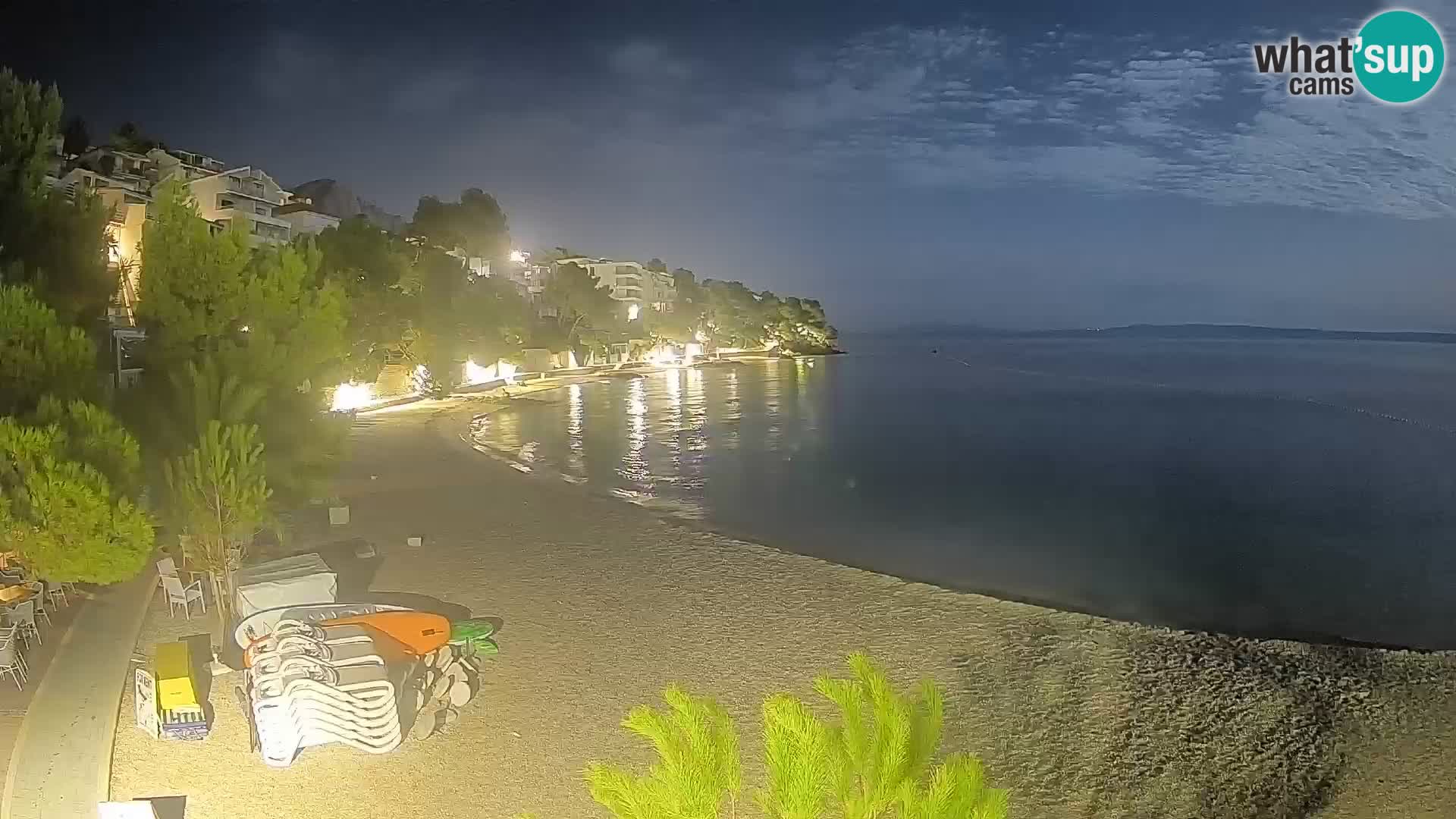 Webcam Lučica Strand Beach Brela – Liveblick von der Adriaküste