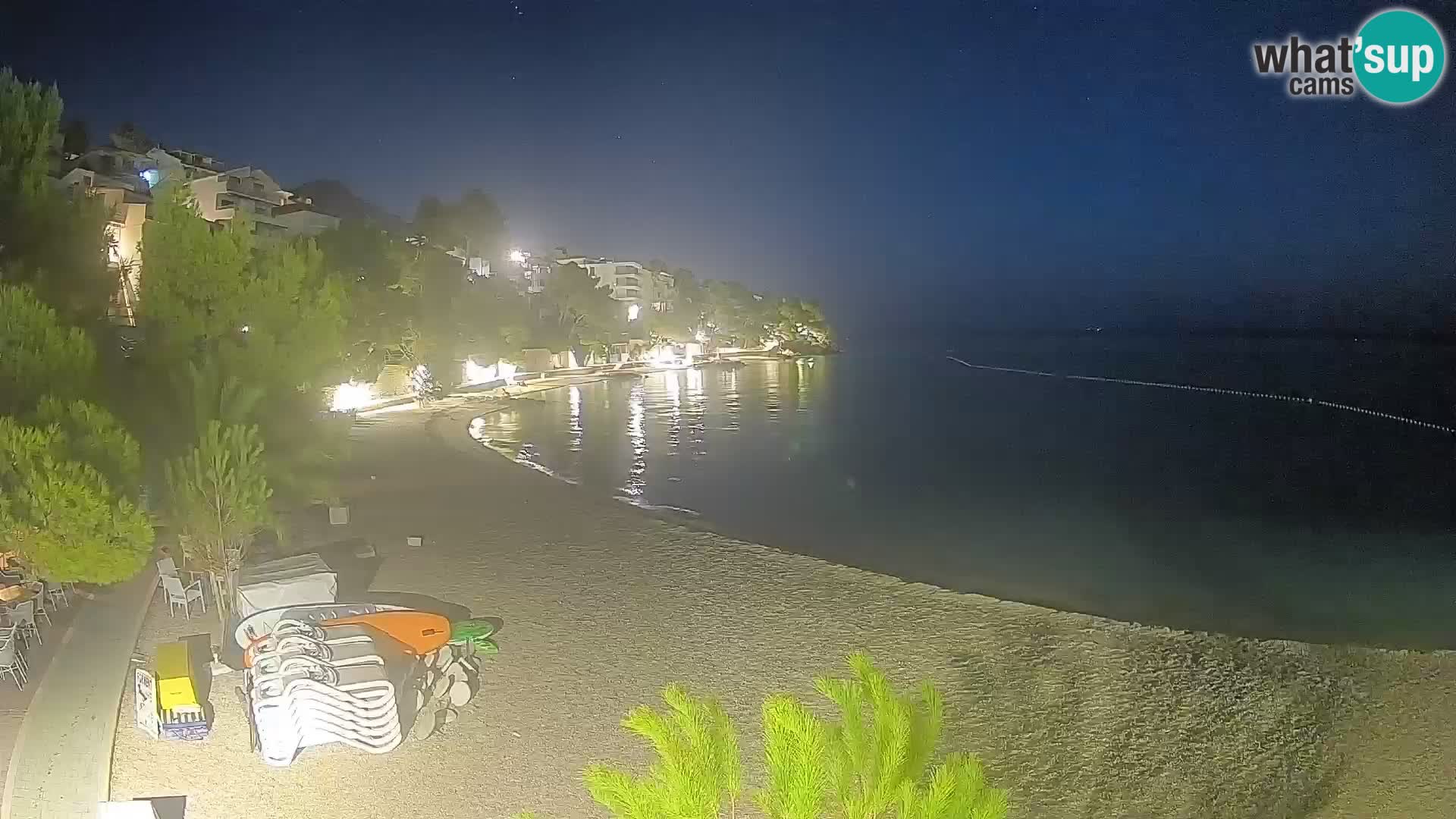 Webcam Lučica Strand Beach Brela – Liveblick von der Adriaküste