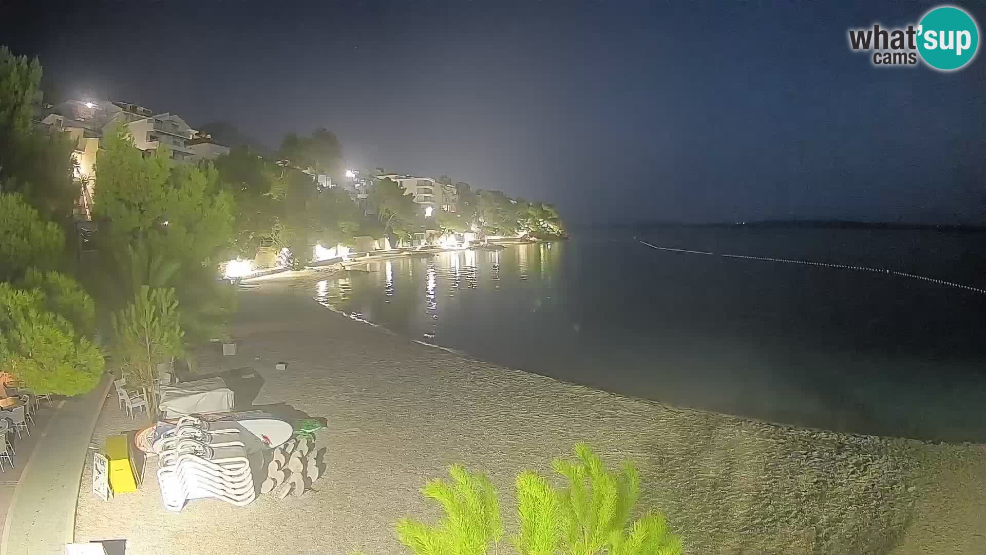 Webcam Lučica Strand Beach Brela – Liveblick von der Adriaküste