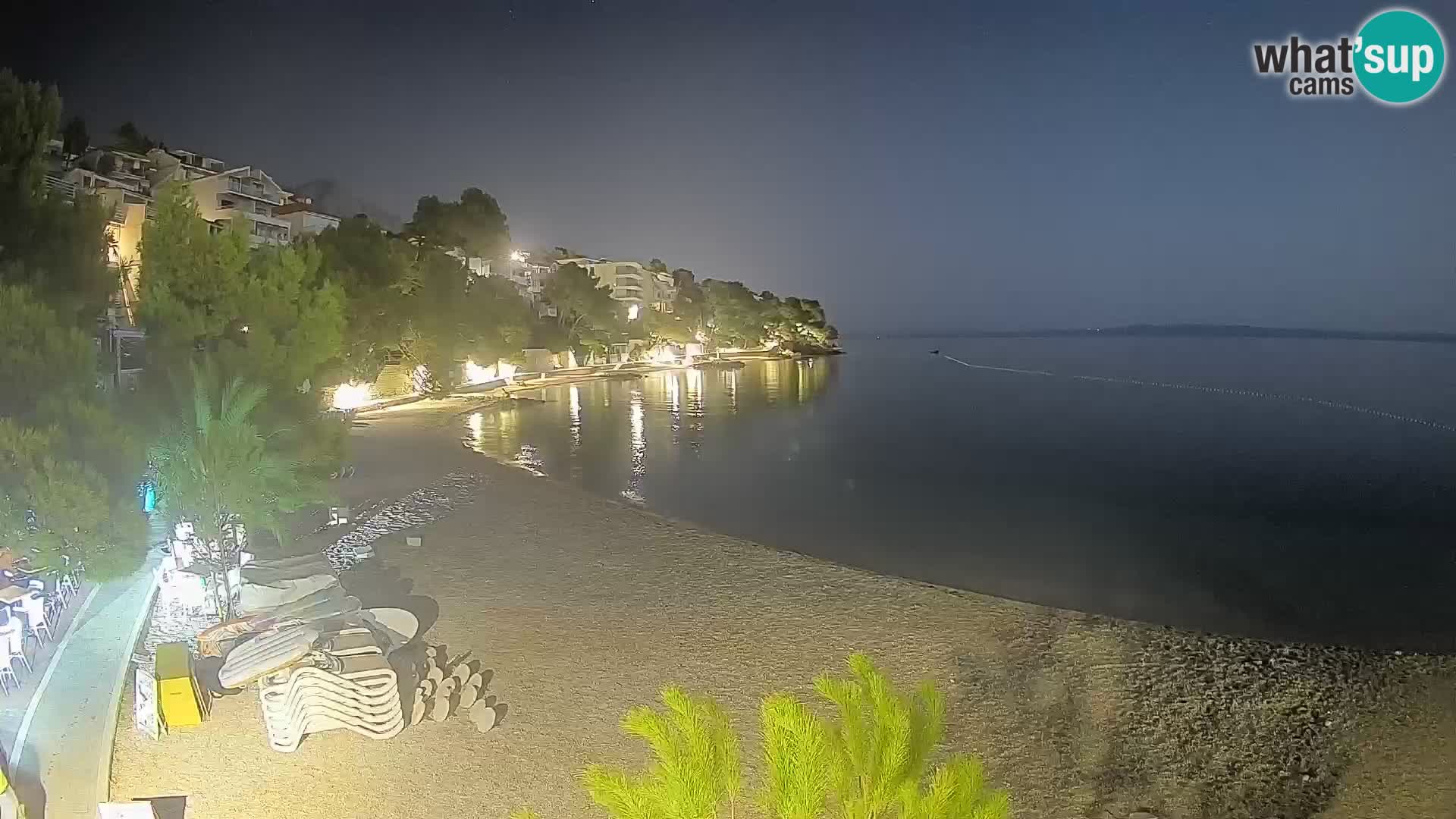 Webcam Plage Lučica Brela – Vue en direct sur la côte adriatique