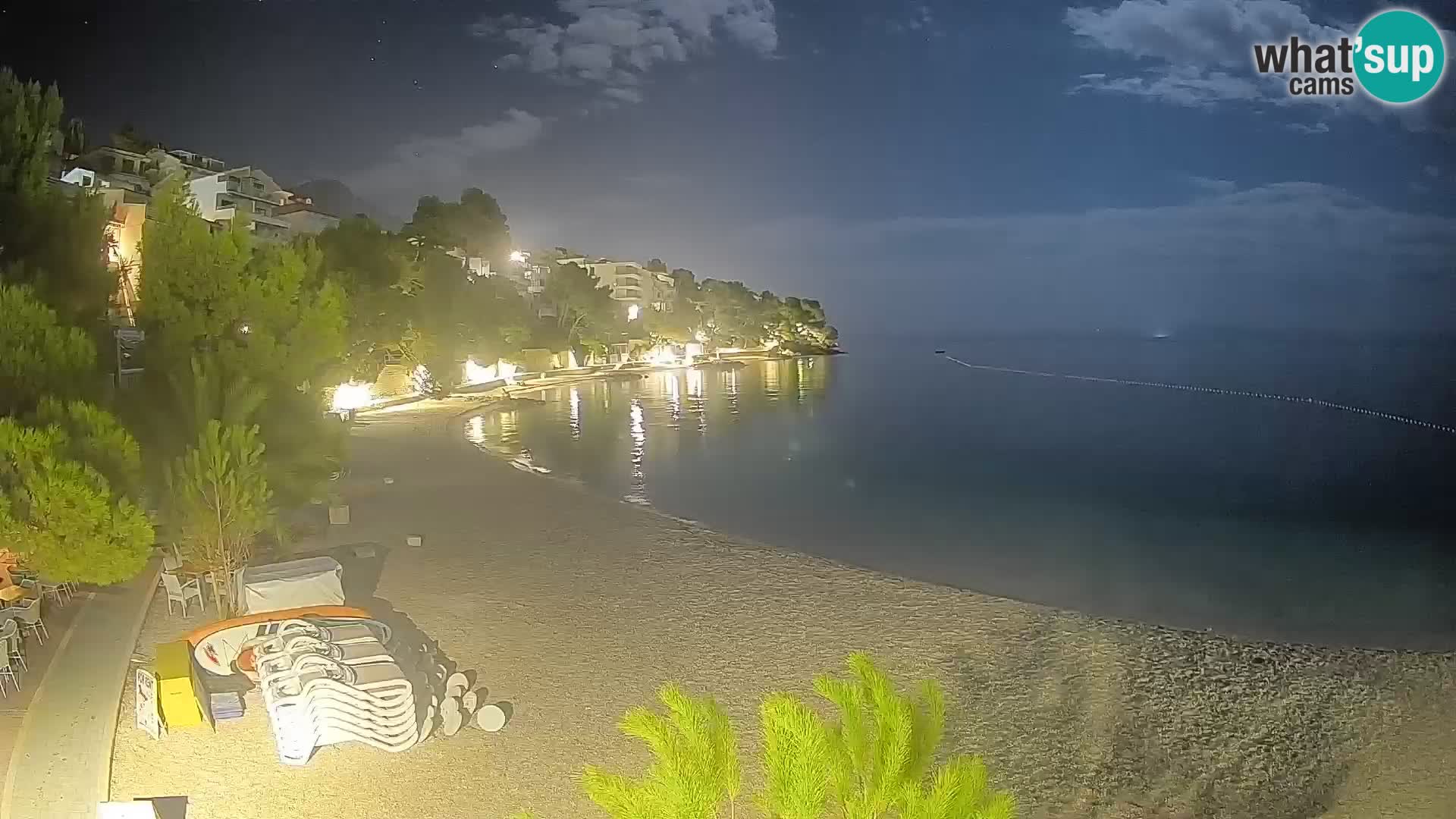 Webcam Spiaggia Lučica Brela – Vista live sulla costa adriatica