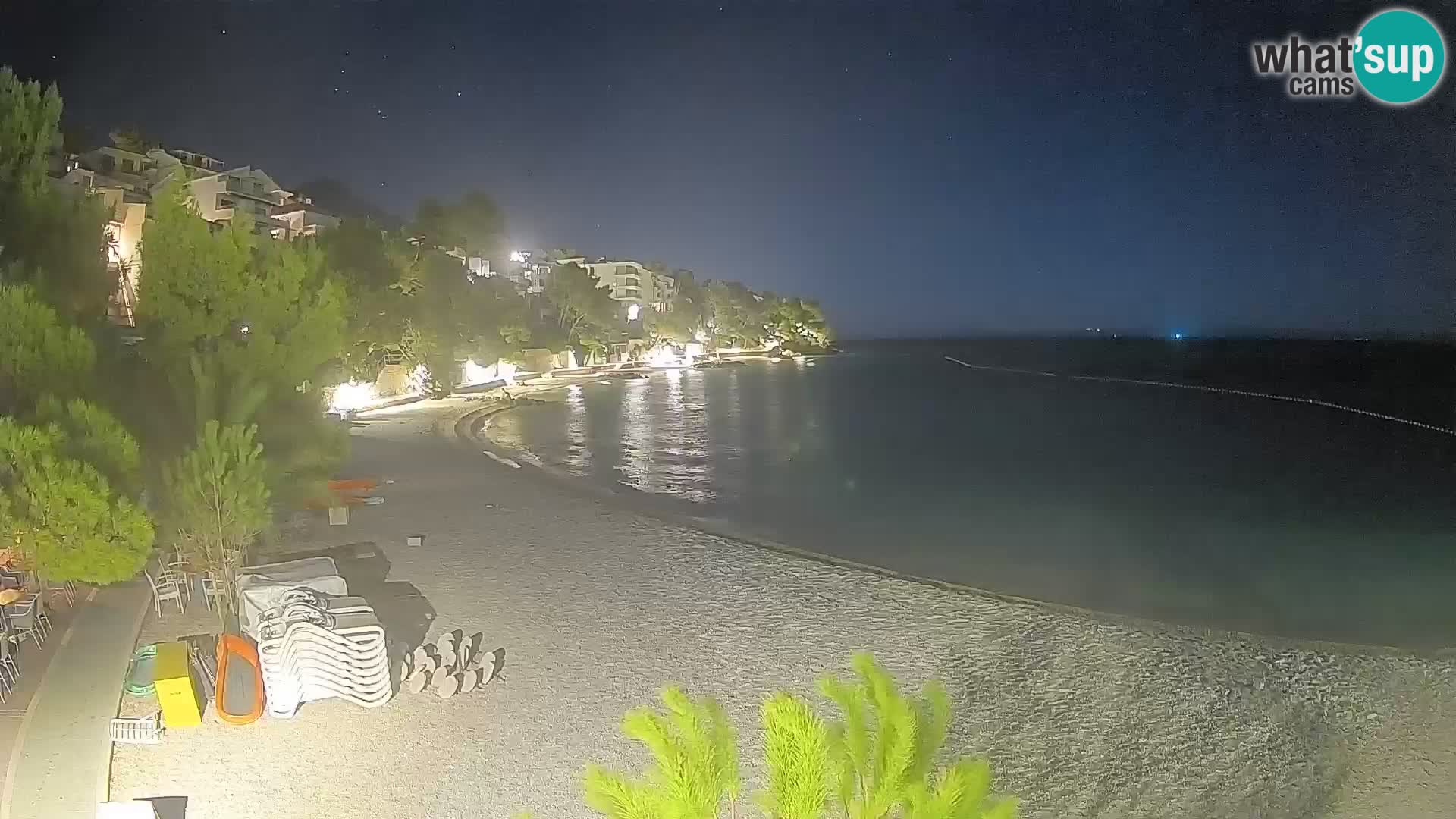 Webcam Playa Lučica Brela – Vista en directo de la costa adriática