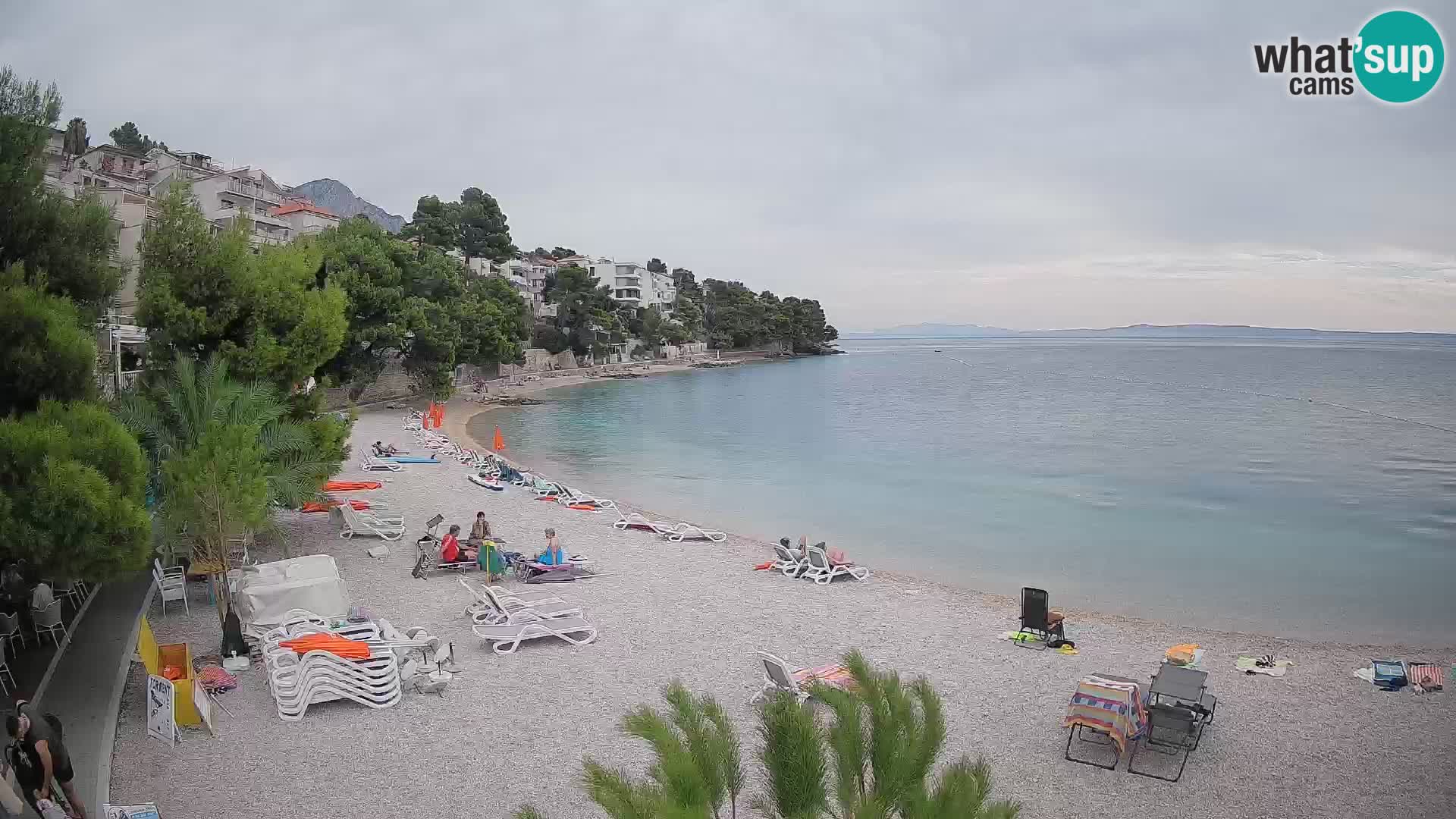 Webcam Lučica Strand Beach Brela – Liveblick von der Adriaküste