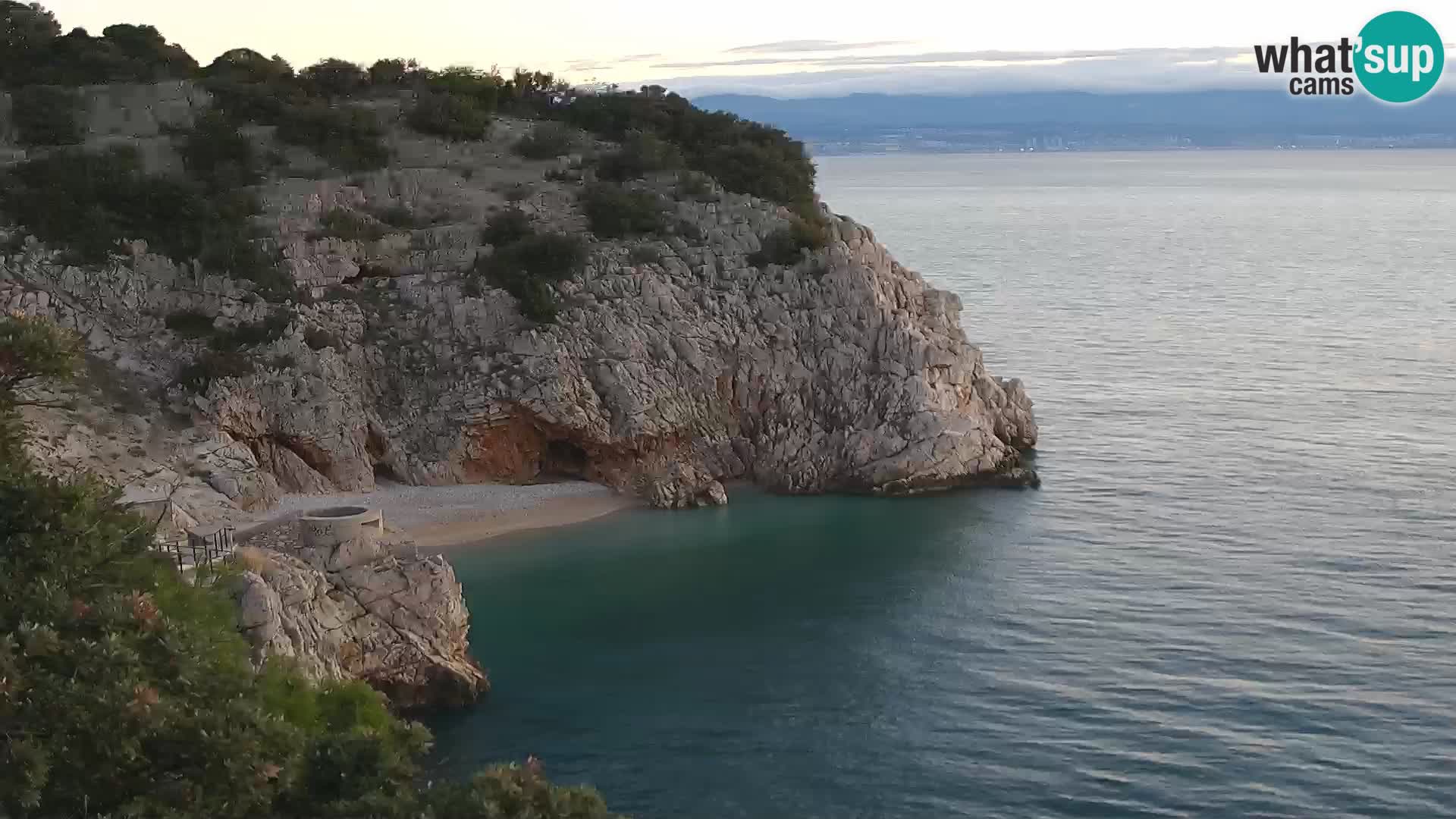 Cámara web de la playa de Brseč en Mošćenička Draga, Croacia