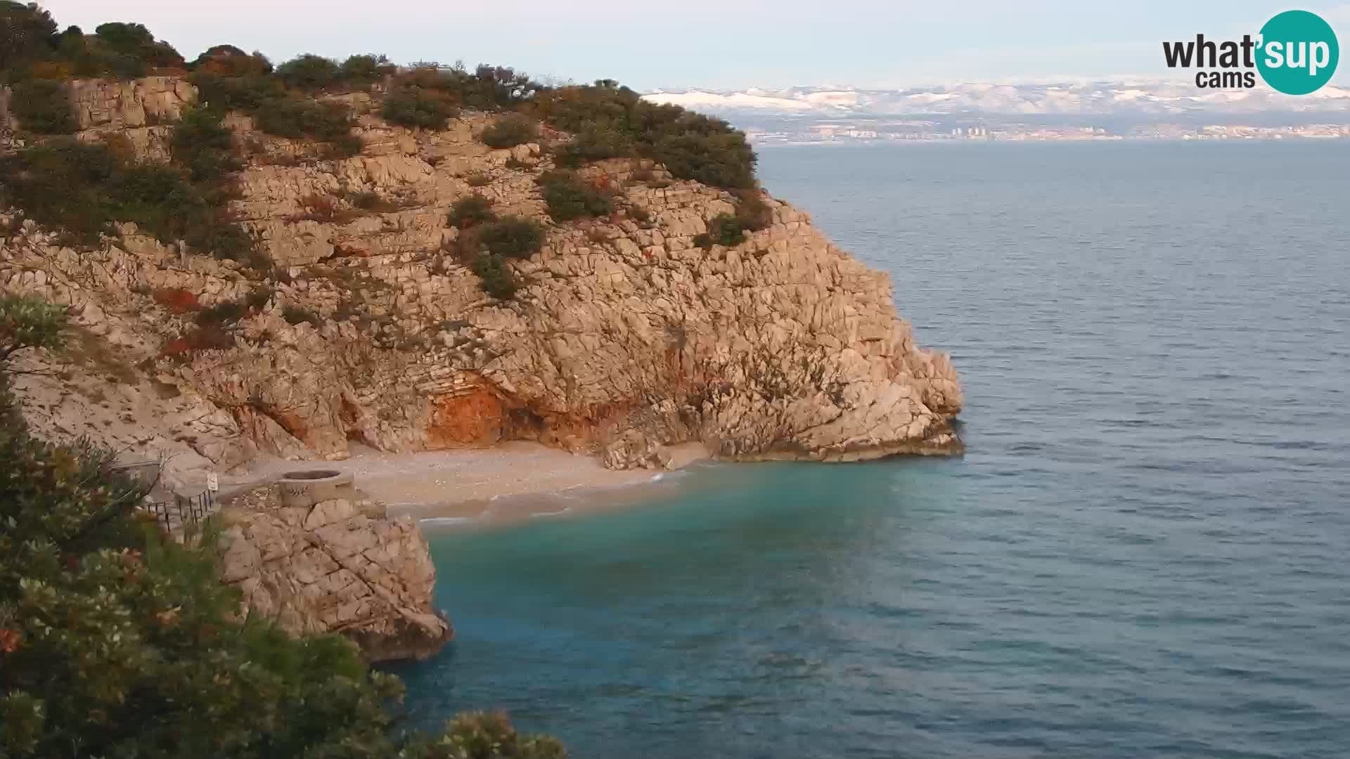 Cámara web de la playa de Brseč en Mošćenička Draga, Croacia