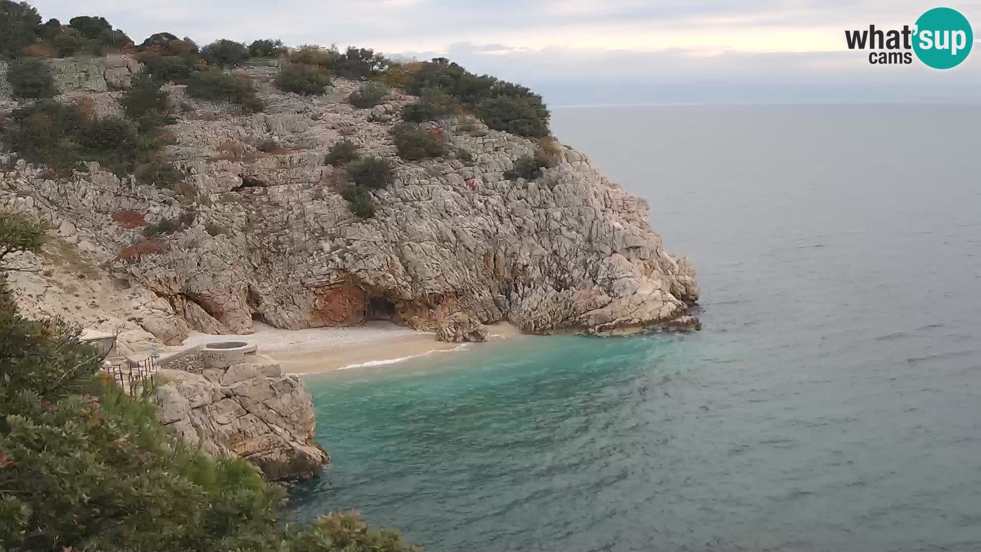 Spletna kamera Brseč plaža – Mošćenička Draga – Hrvaška