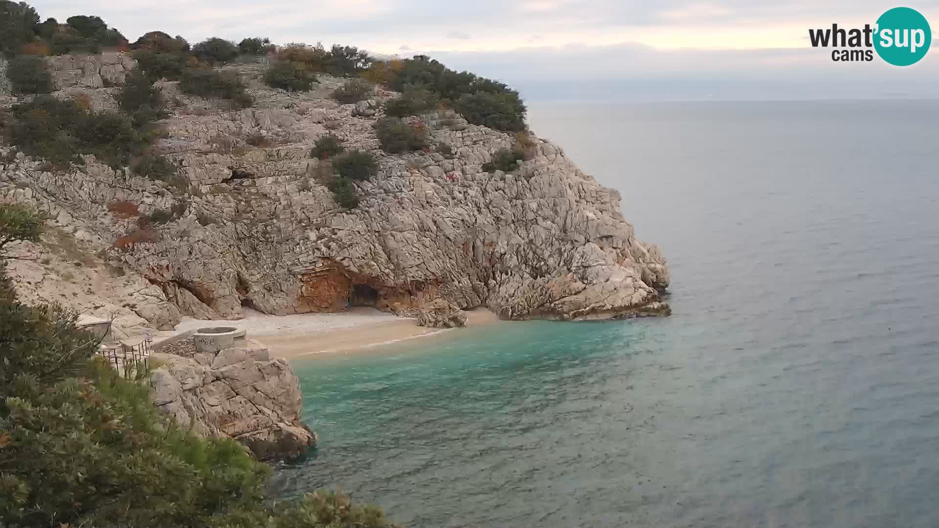 Spletna kamera Brseč plaža – Mošćenička Draga – Hrvaška