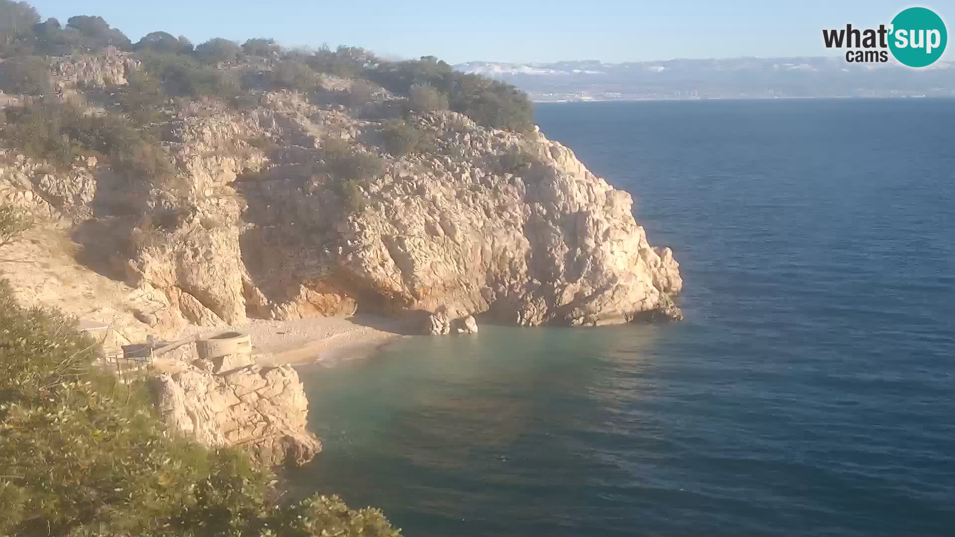 Spletna kamera Brseč plaža – Mošćenička Draga – Hrvaška