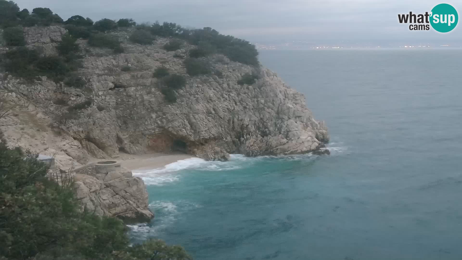 Spletna kamera Brseč plaža – Mošćenička Draga – Hrvaška