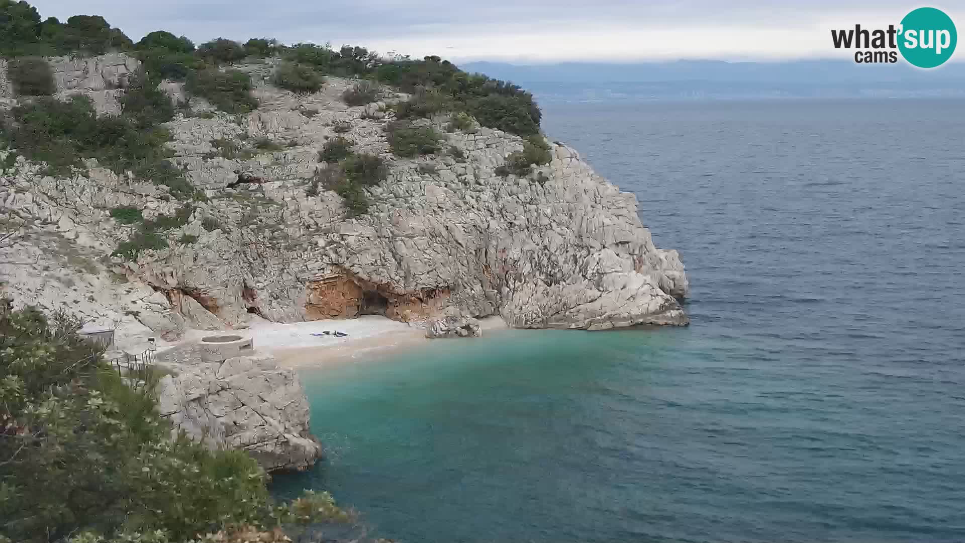Spletna kamera Brseč plaža – Mošćenička Draga – Hrvaška