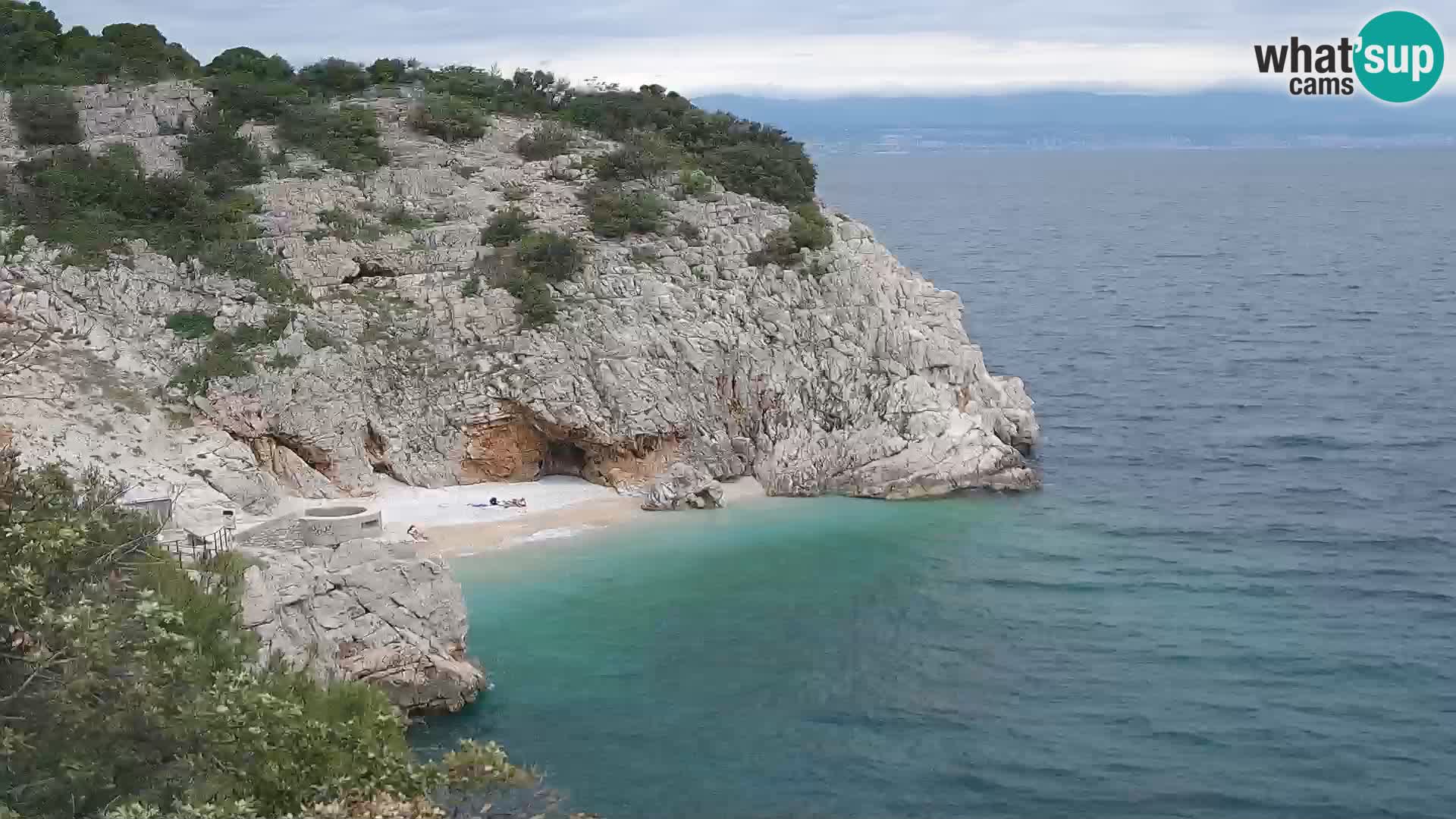 Spletna kamera Brseč plaža – Mošćenička Draga – Hrvaška