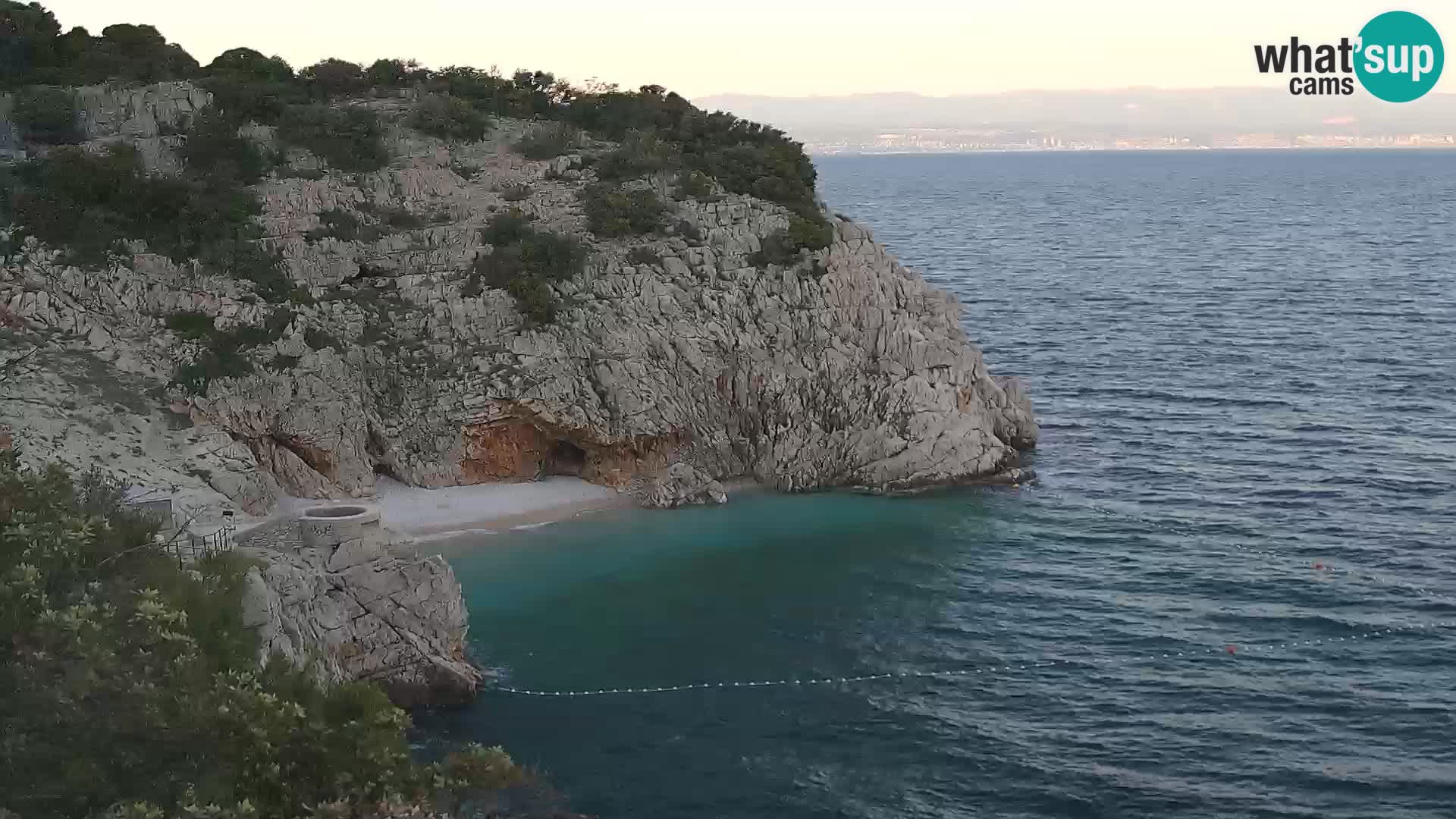 Cámara web de la playa de Brseč en Mošćenička Draga, Croacia
