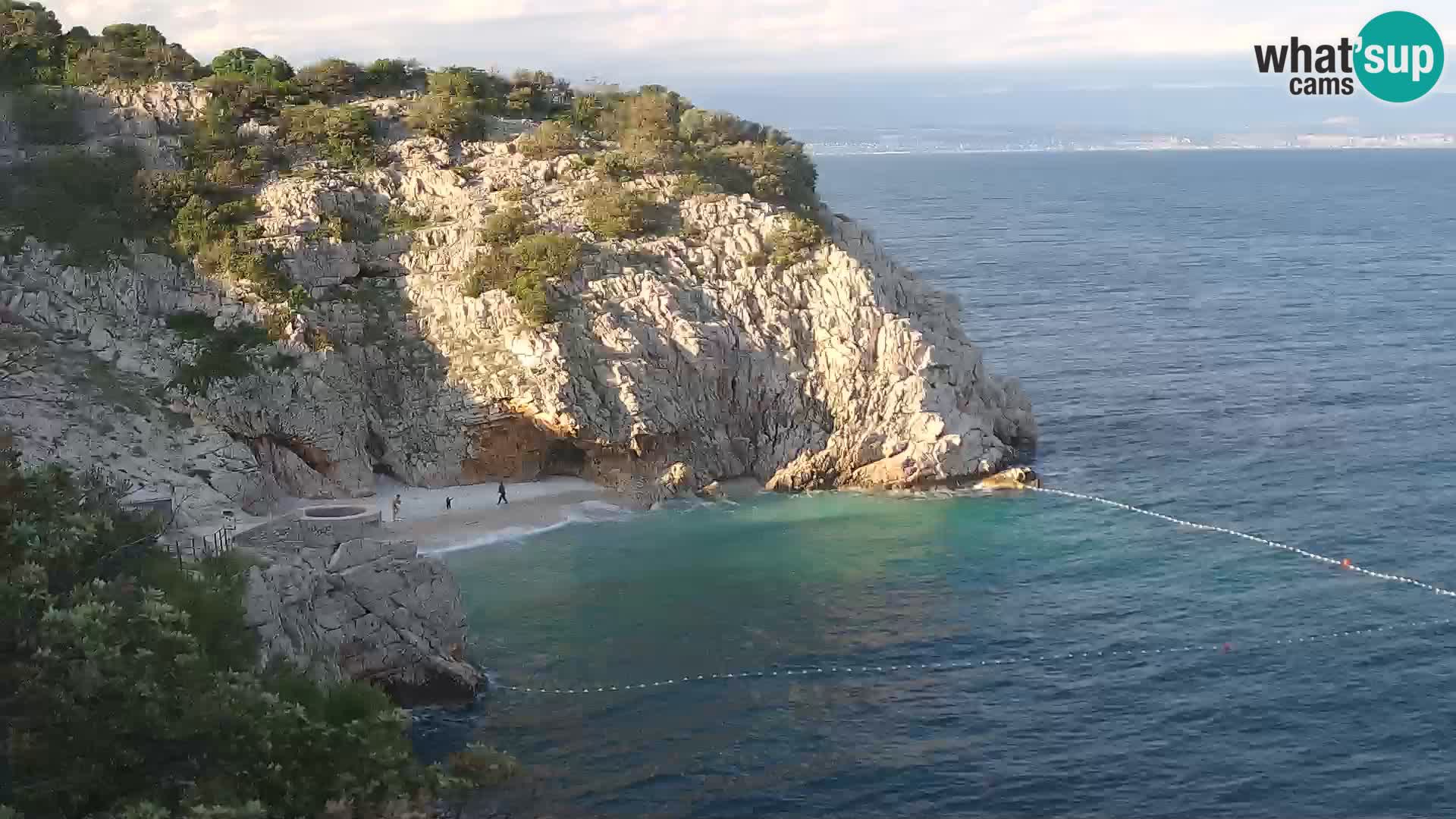 Cámara web de la playa de Brseč en Mošćenička Draga, Croacia