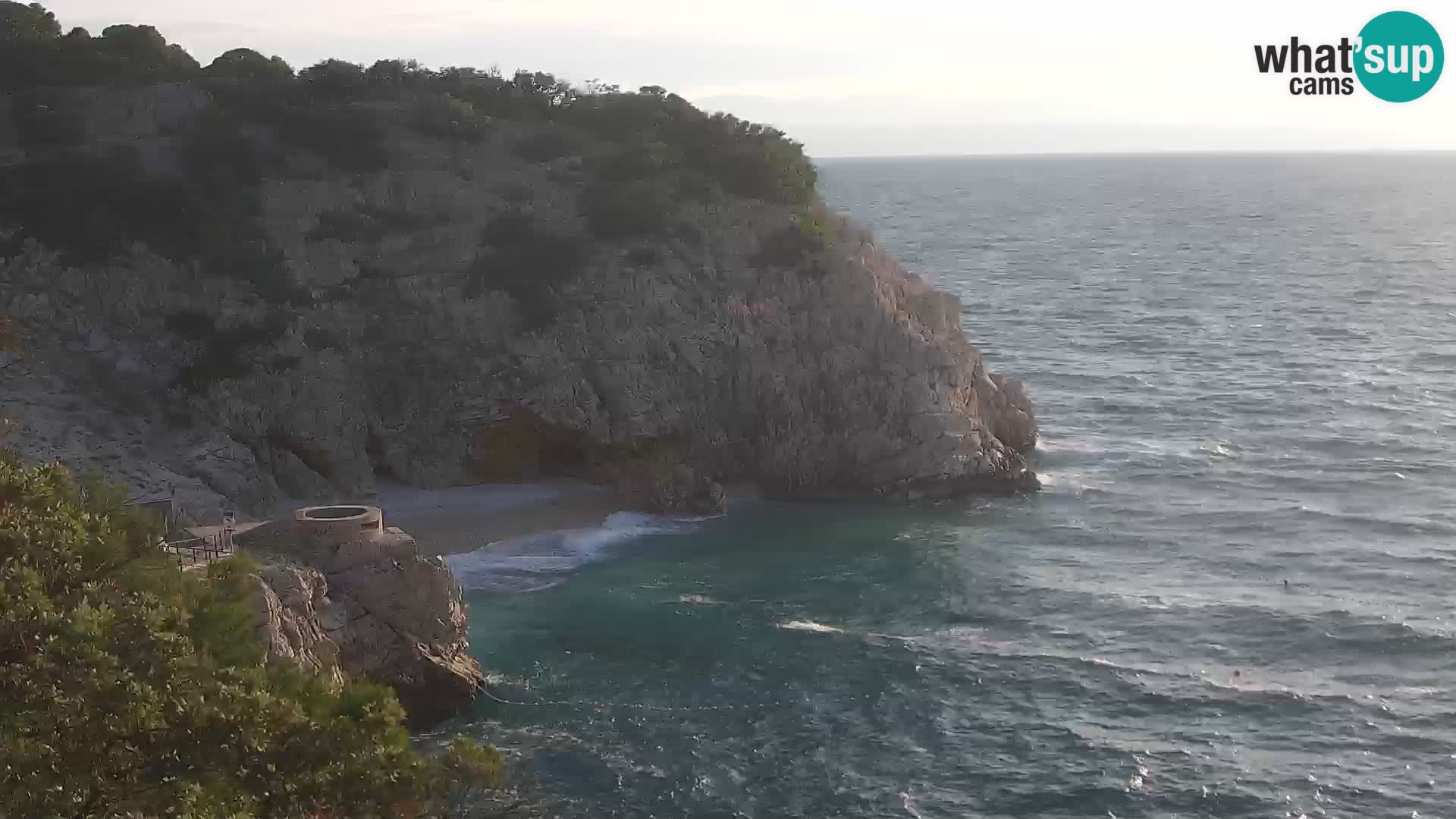 Spletna kamera Brseč plaža – Mošćenička Draga – Hrvaška