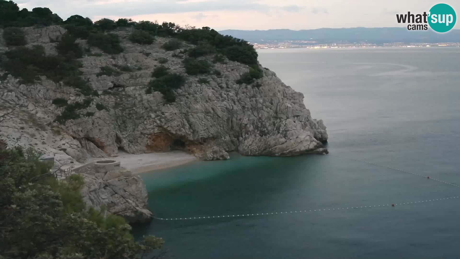 Spletna kamera Brseč plaža – Mošćenička Draga – Hrvaška