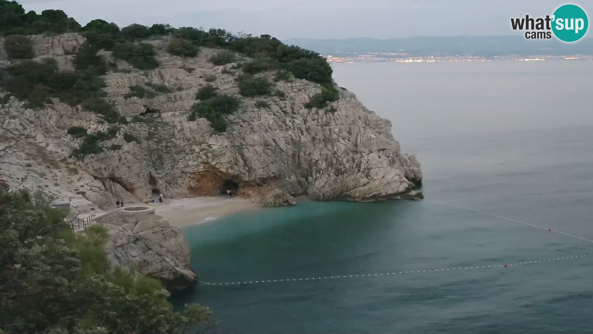 Spletna kamera Brseč plaža – Mošćenička Draga – Hrvaška
