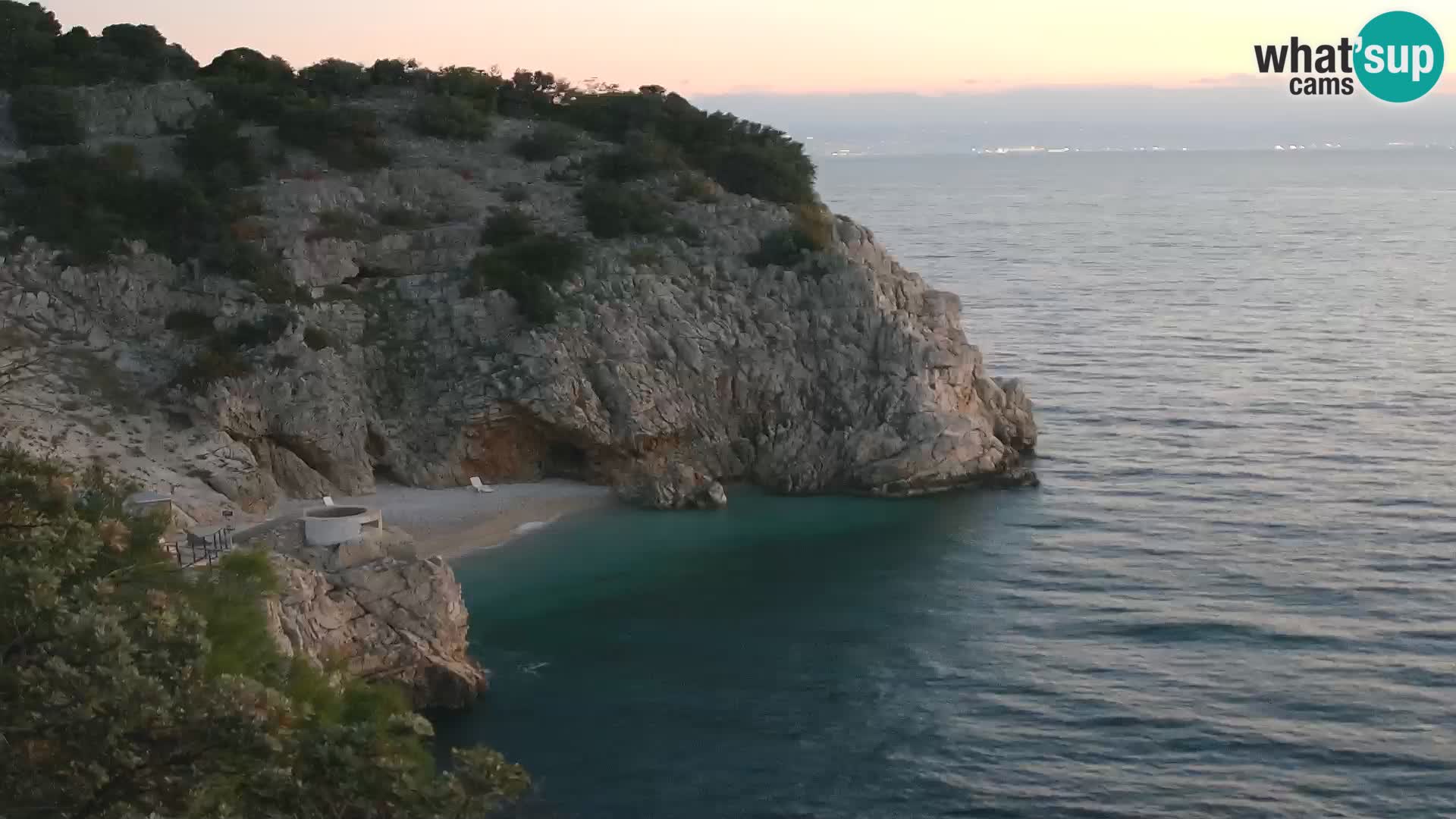 Spletna kamera Brseč plaža – Mošćenička Draga – Hrvaška