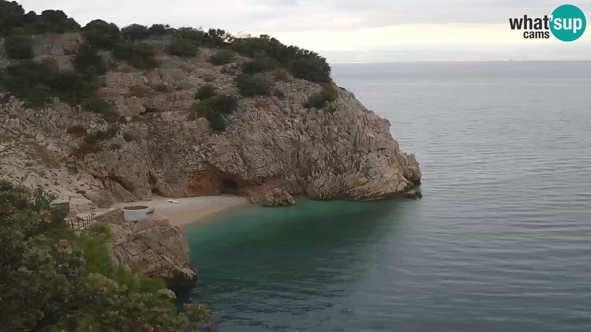 Spletna kamera Brseč plaža – Mošćenička Draga – Hrvaška