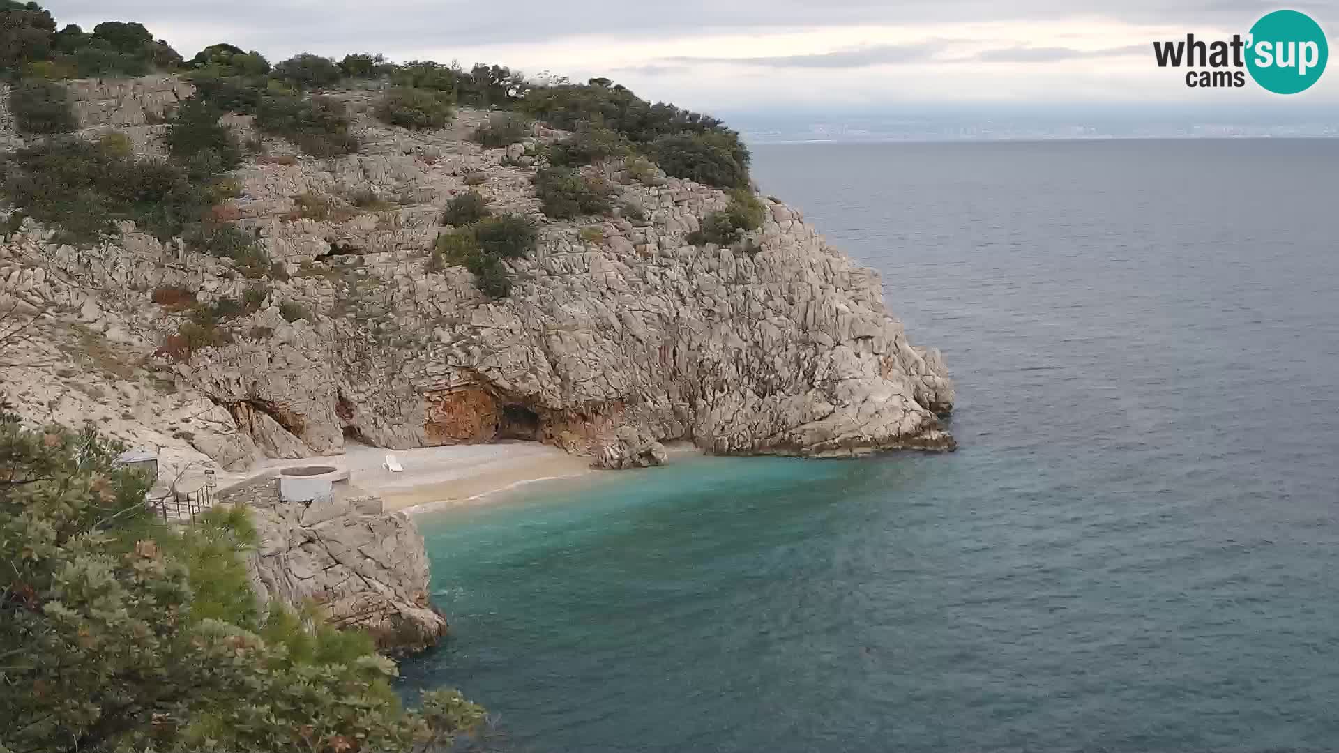 Cámara web de la playa de Brseč en Mošćenička Draga, Croacia