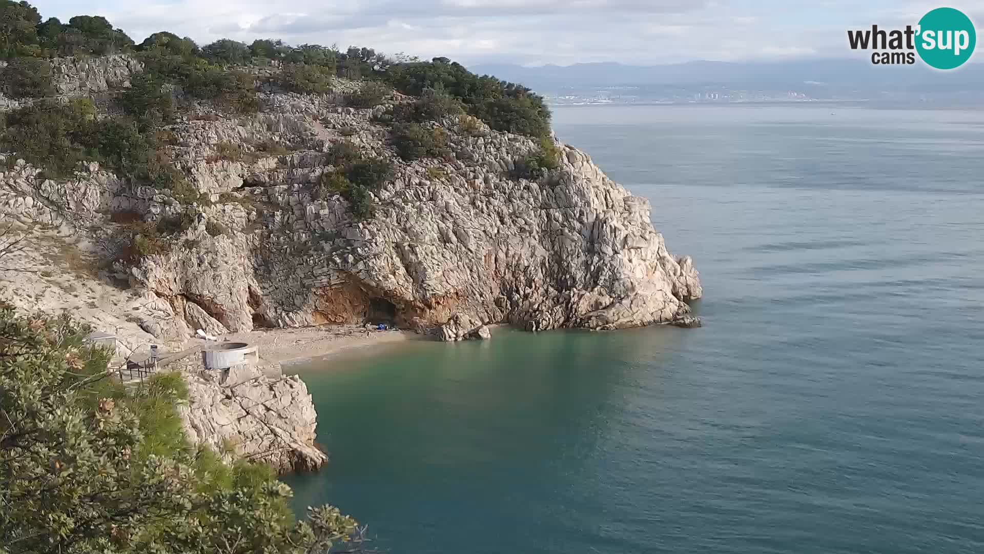 Spletna kamera Brseč plaža – Mošćenička Draga – Hrvaška