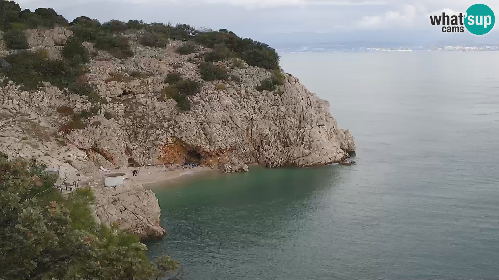 Spletna kamera Brseč plaža – Mošćenička Draga – Hrvaška