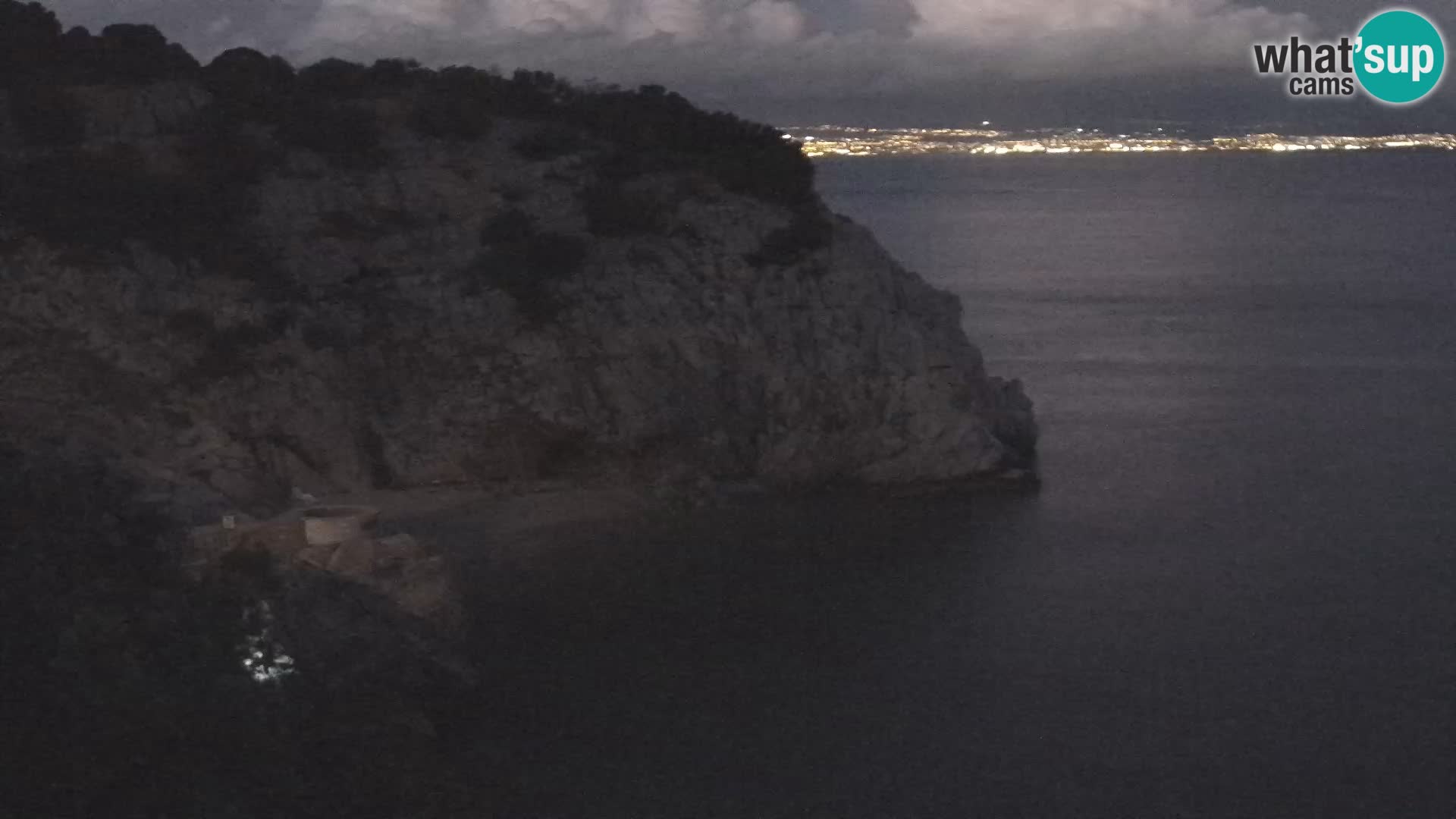 Spletna kamera Brseč plaža – Mošćenička Draga – Hrvaška